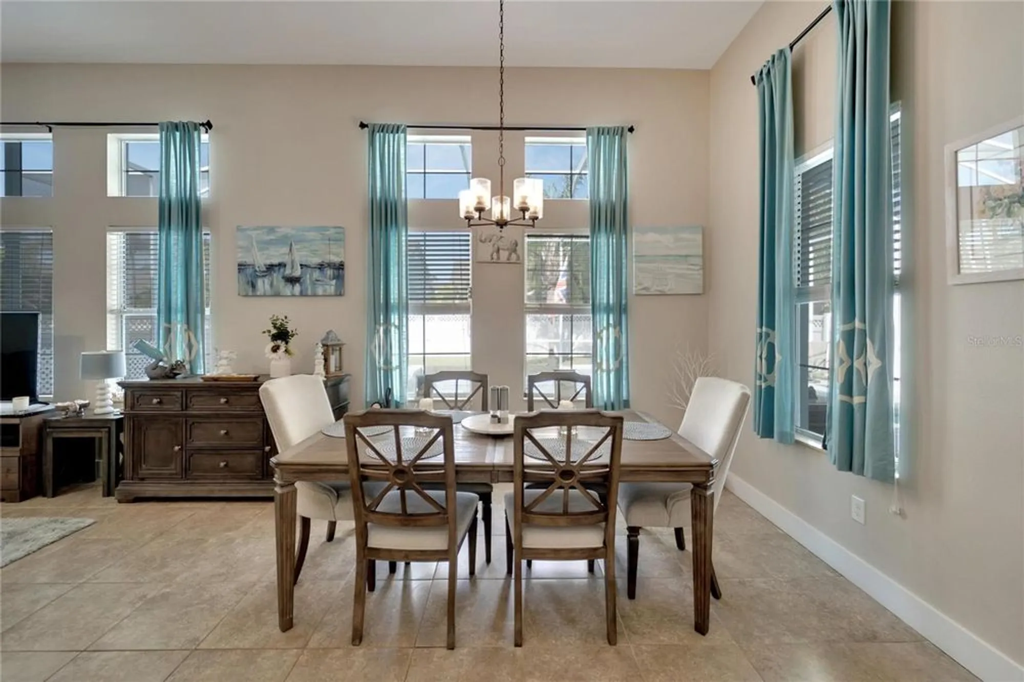Property Slideshow image 20 of 60 | 527 manns harbor dr, Apollo Beach, FL, 33572