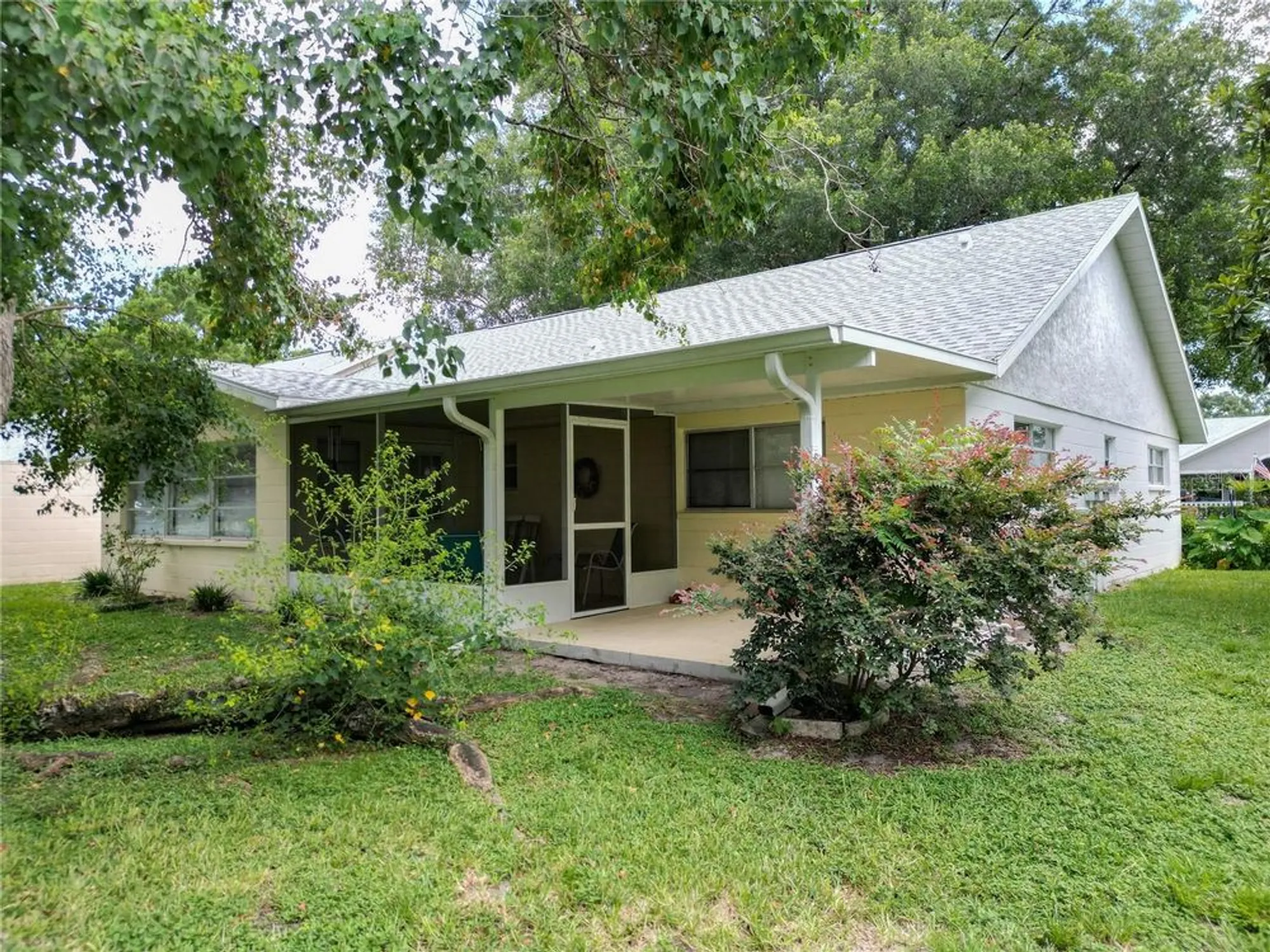 Property Slideshow image 2 of 27 | 8862 sw 92nd st d, Ocala, FL, 34481