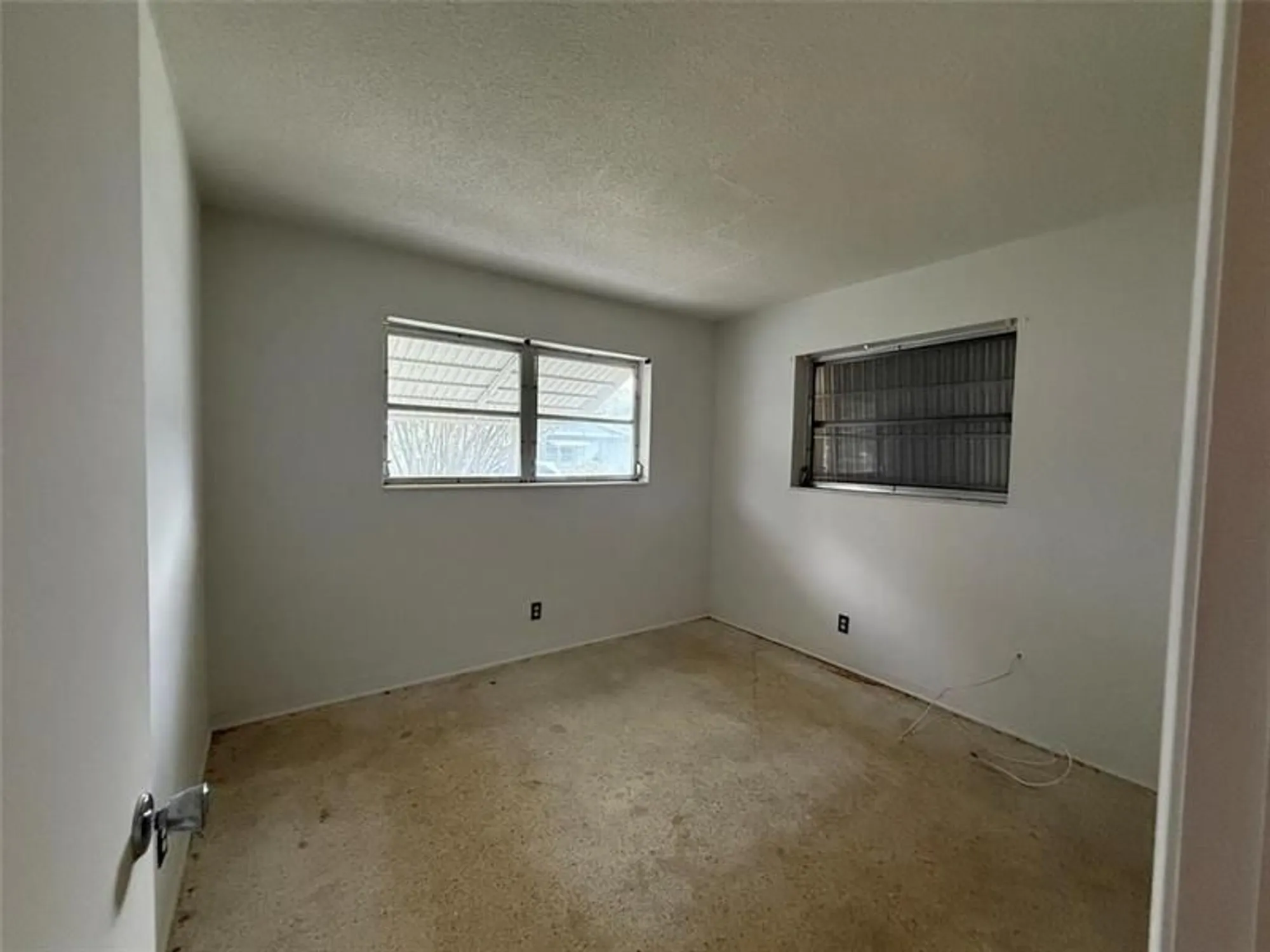 Property Slideshow image 14 of 17 | 4314 nw 47th ct, Tamarac, FL, 33319