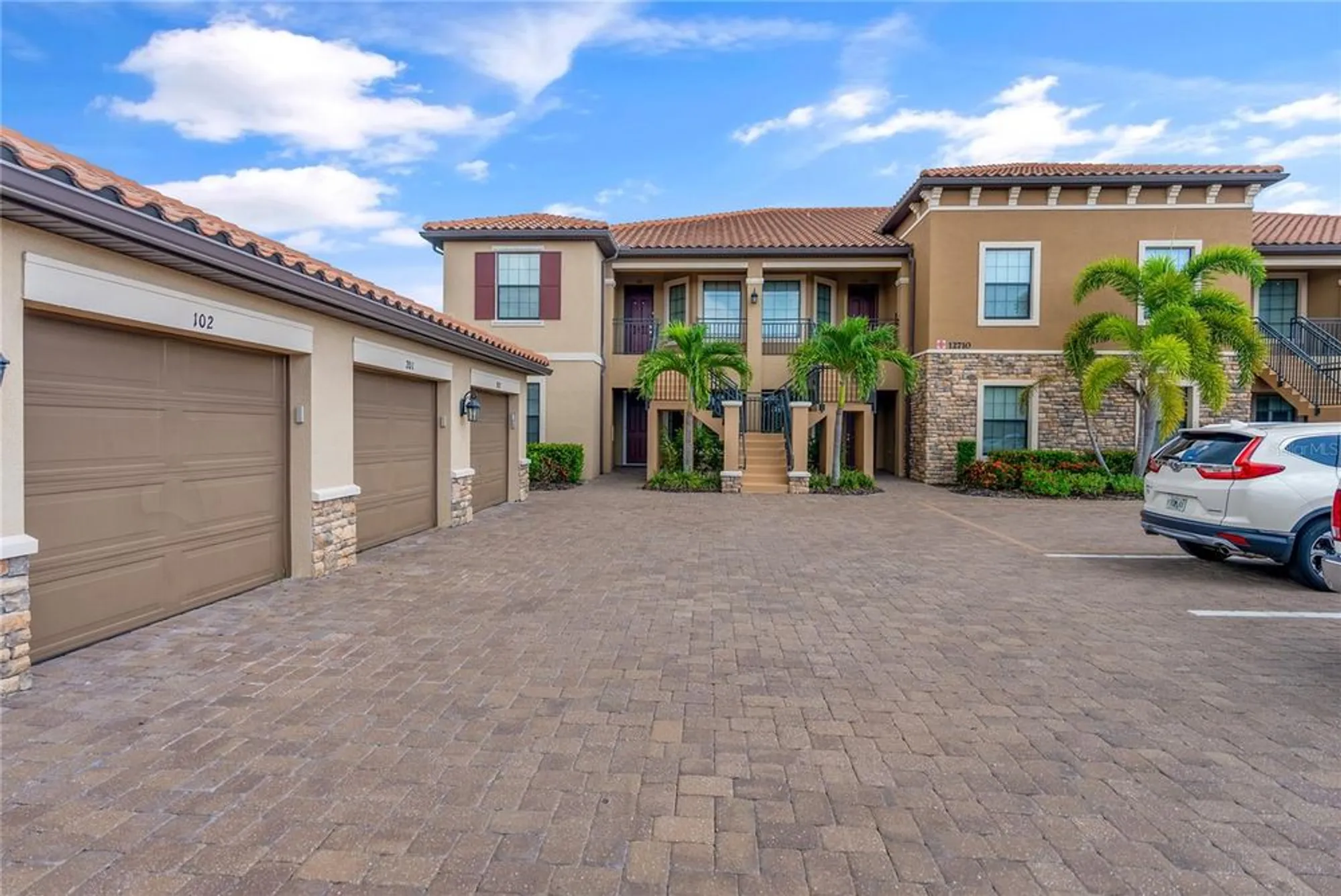 Property Slideshow image 1 of 72 | 12710 sorrento way 101, Bradenton, FL, 34211