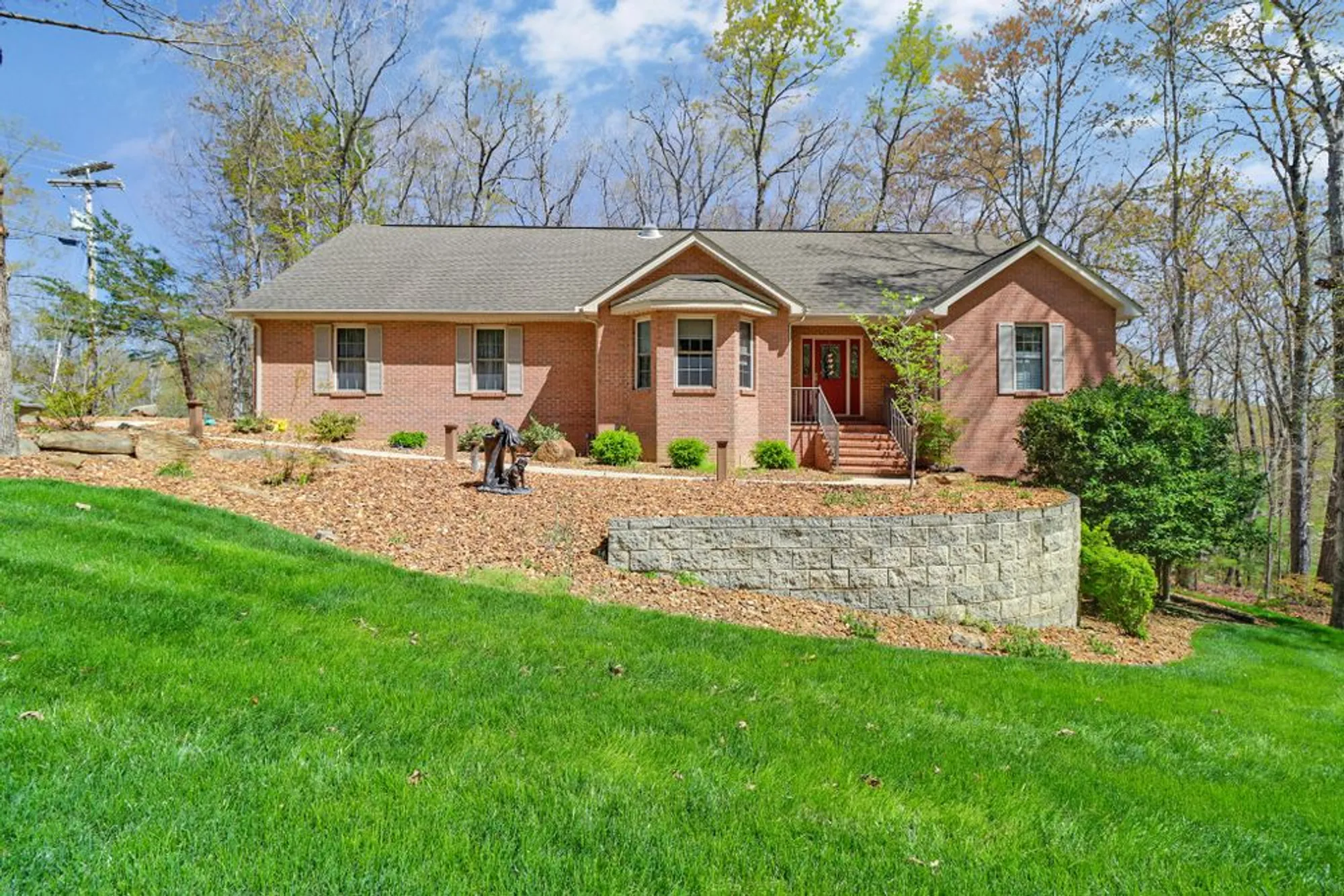 Property Slideshow image 1 of 44 | 10 claremont cir, Crossville, TN, 38558