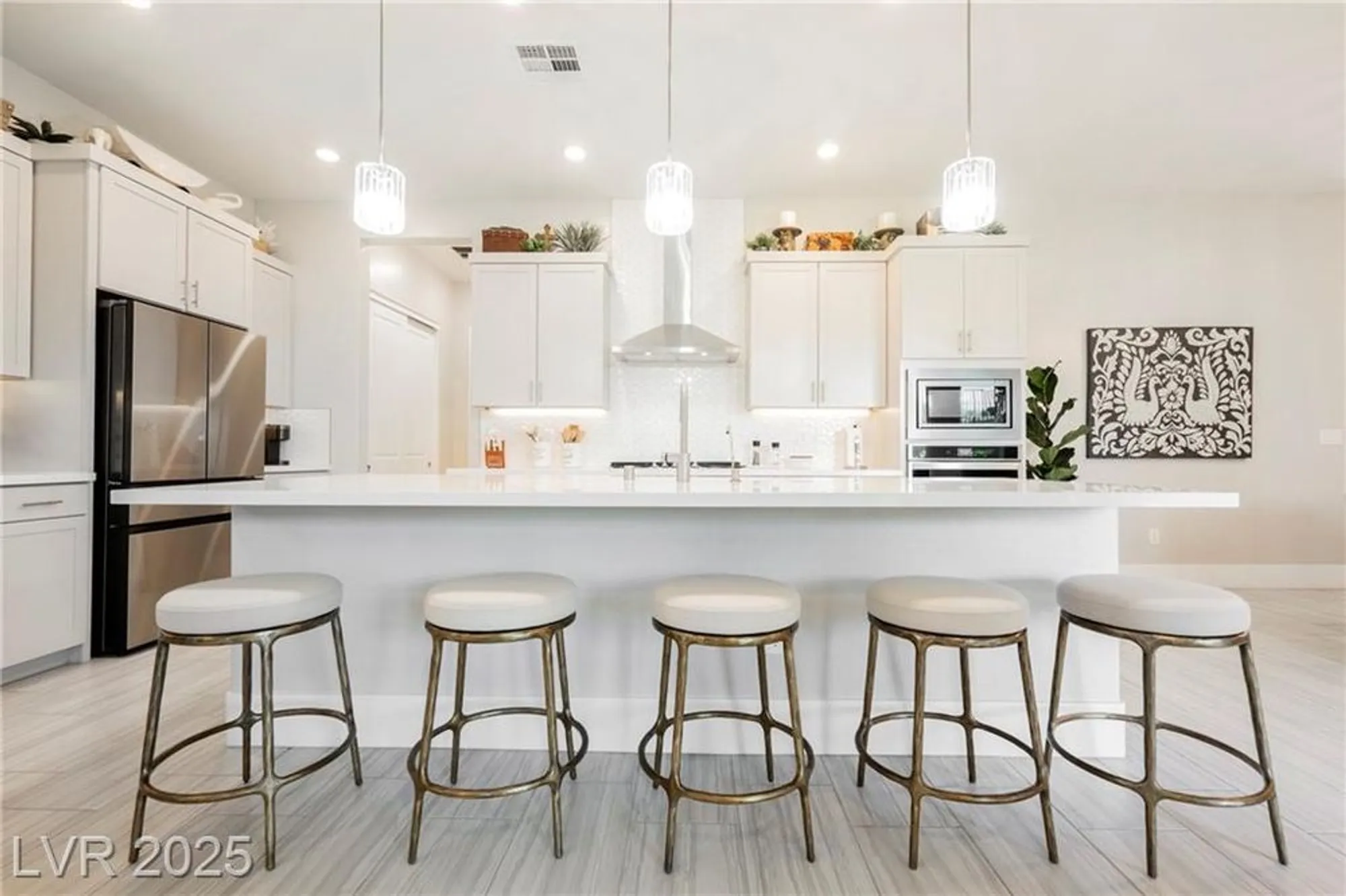 Property Slideshow image 4 of 67 | 10023 chrysolite pl, Las Vegas, NV, 89143