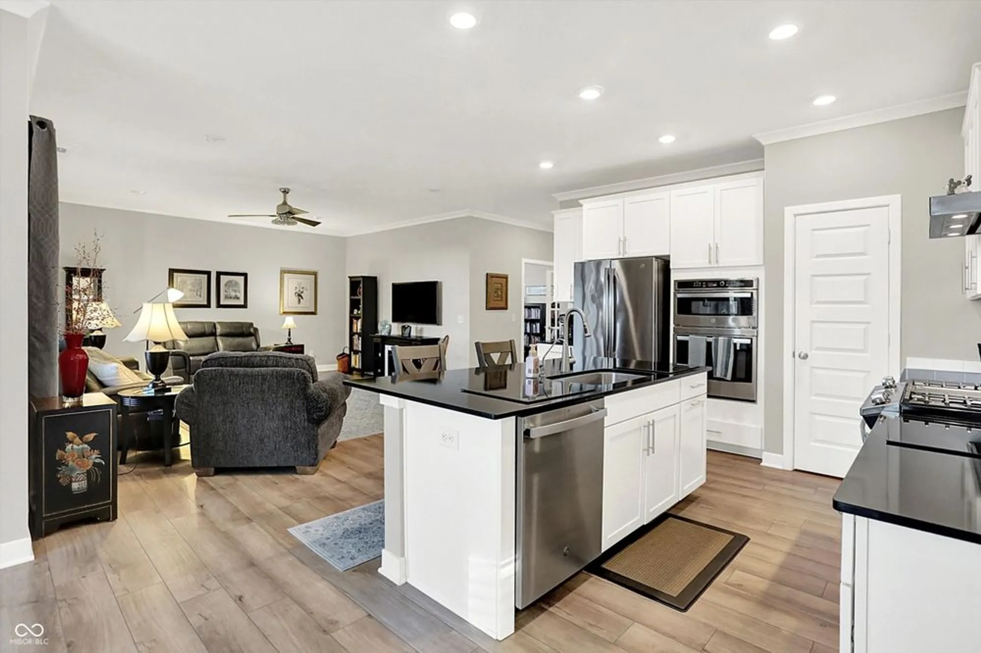 Property Slideshow image 8 of 55 | 3533 brunstfield ct, Bargersville, IN, 46106