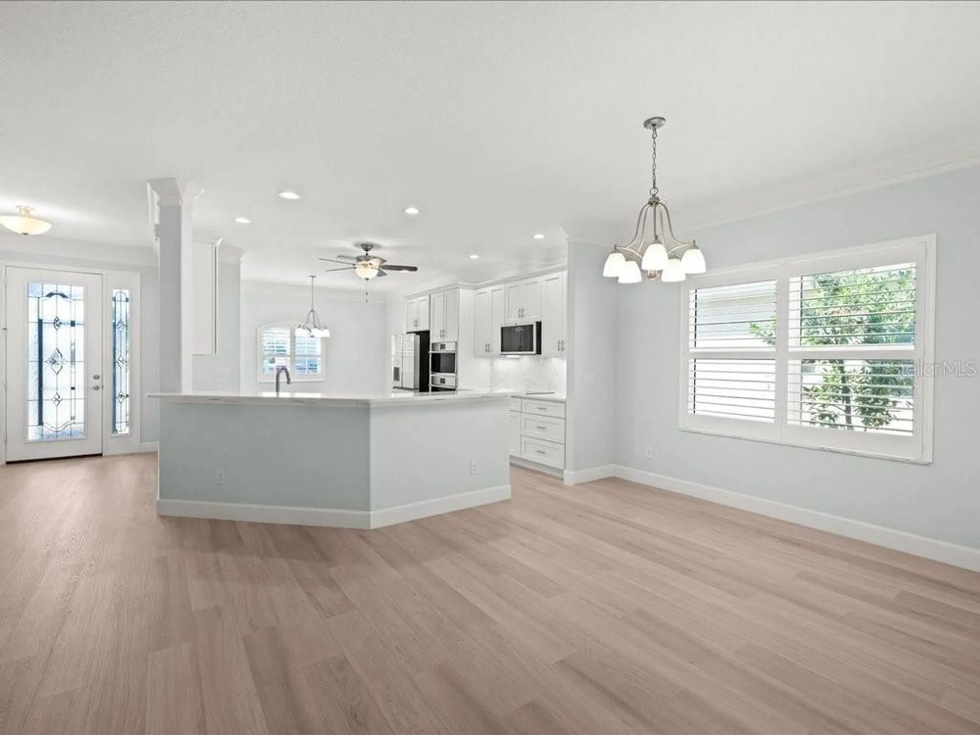 Property Slideshow image 18 of 47 | 552 box elder ct, Englewood, FL, 34223