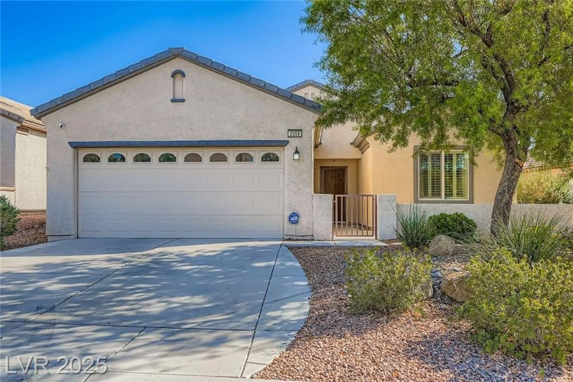 Property Slideshow image 3 of 35 | 2559 moonlight valley ave, Henderson, NV, 89044
