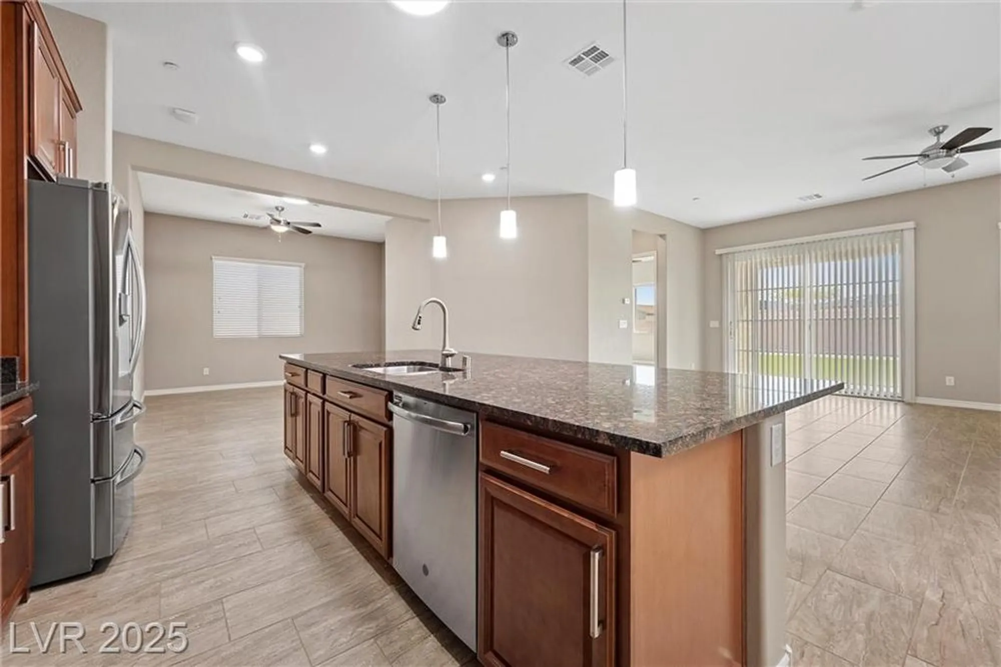 Property Slideshow image 14 of 70 | 732 rosewater dr, Henderson, NV, 89011