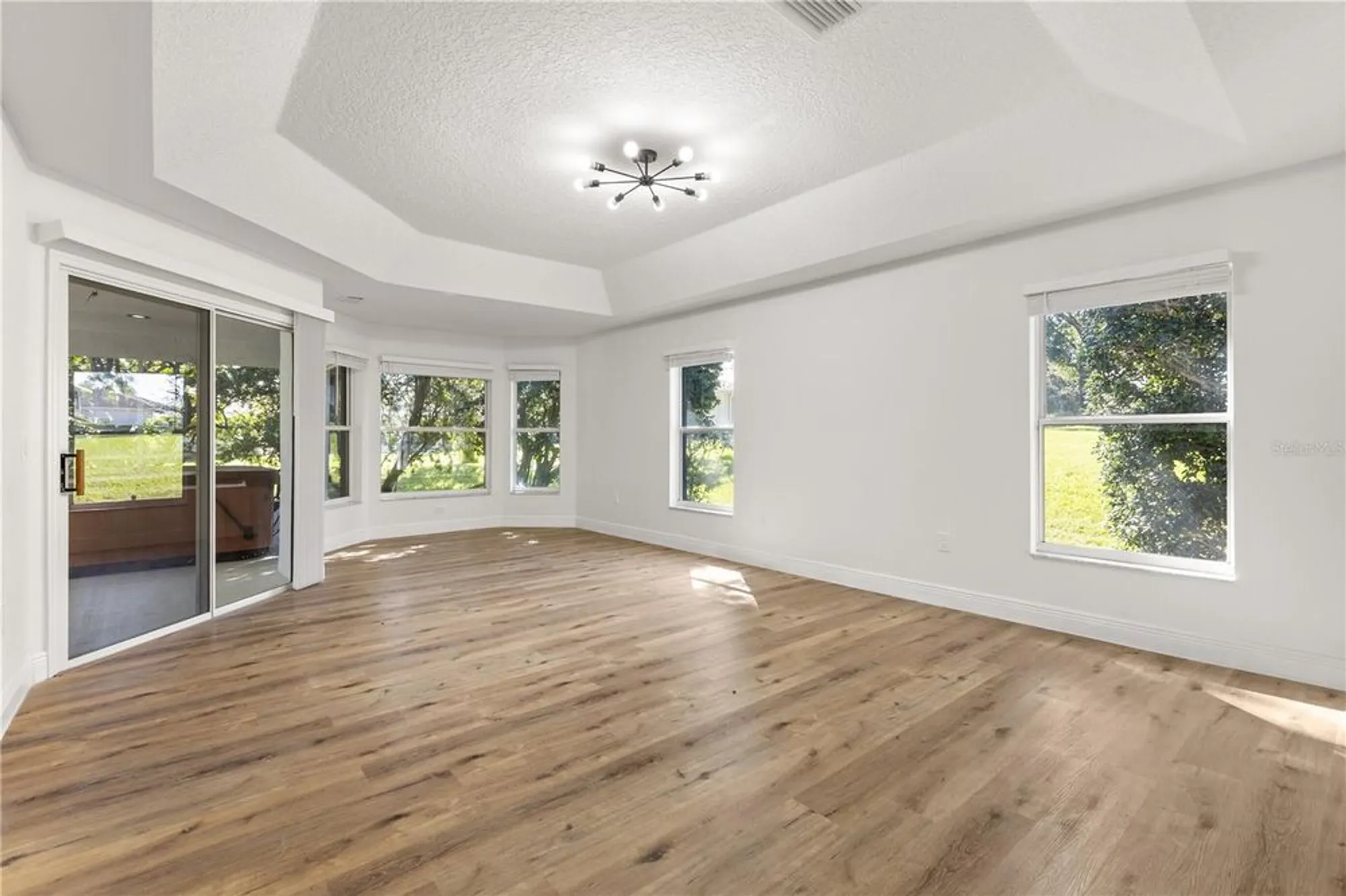 Property Slideshow image 16 of 42 | 39634 harbor hills blvd, Lady Lake, FL, 32159