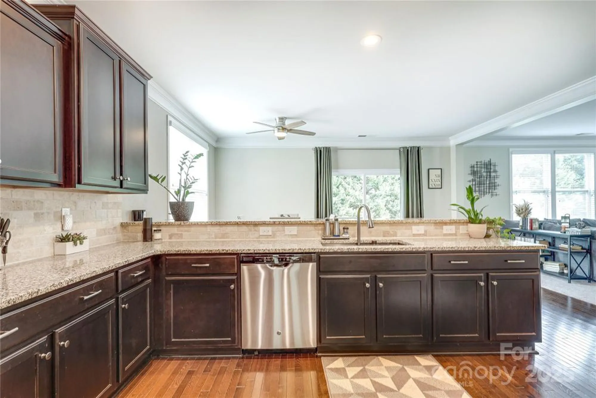Property Slideshow image 15 of 46 | 5015 el molino dr, Charlotte, NC, 28214