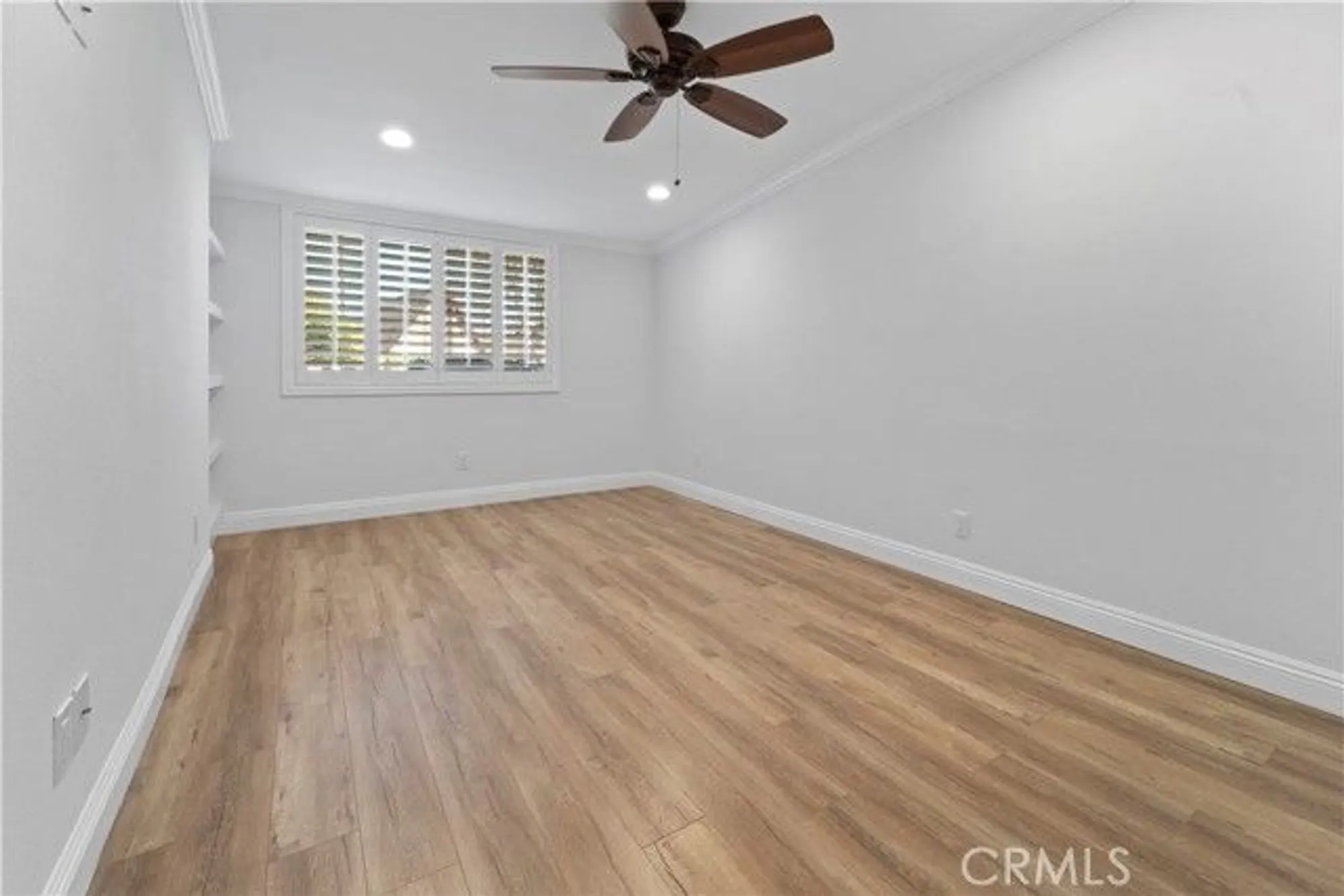 Property Slideshow image 20 of 30 | 13881 thunderbird dr apt 63g, Seal Beach, CA, 90740