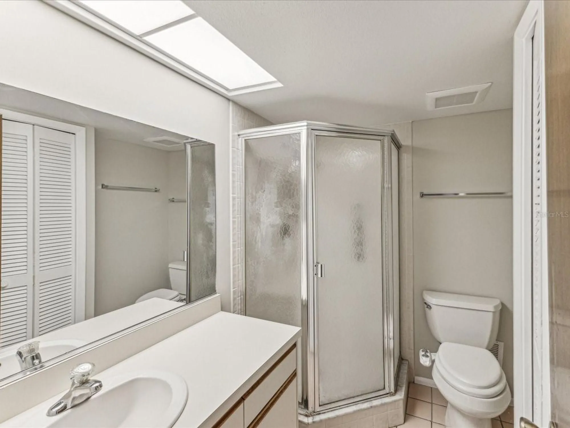 Property Slideshow image 15 of 27 | 3203 green dolphin st, Tarpon Springs, FL, 34689