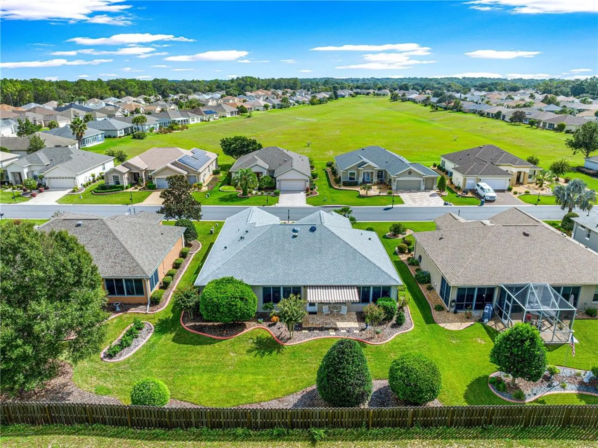 Property Slideshow image 14 of 63 | 11864 se 91st cir, Summerfield, FL, 34491