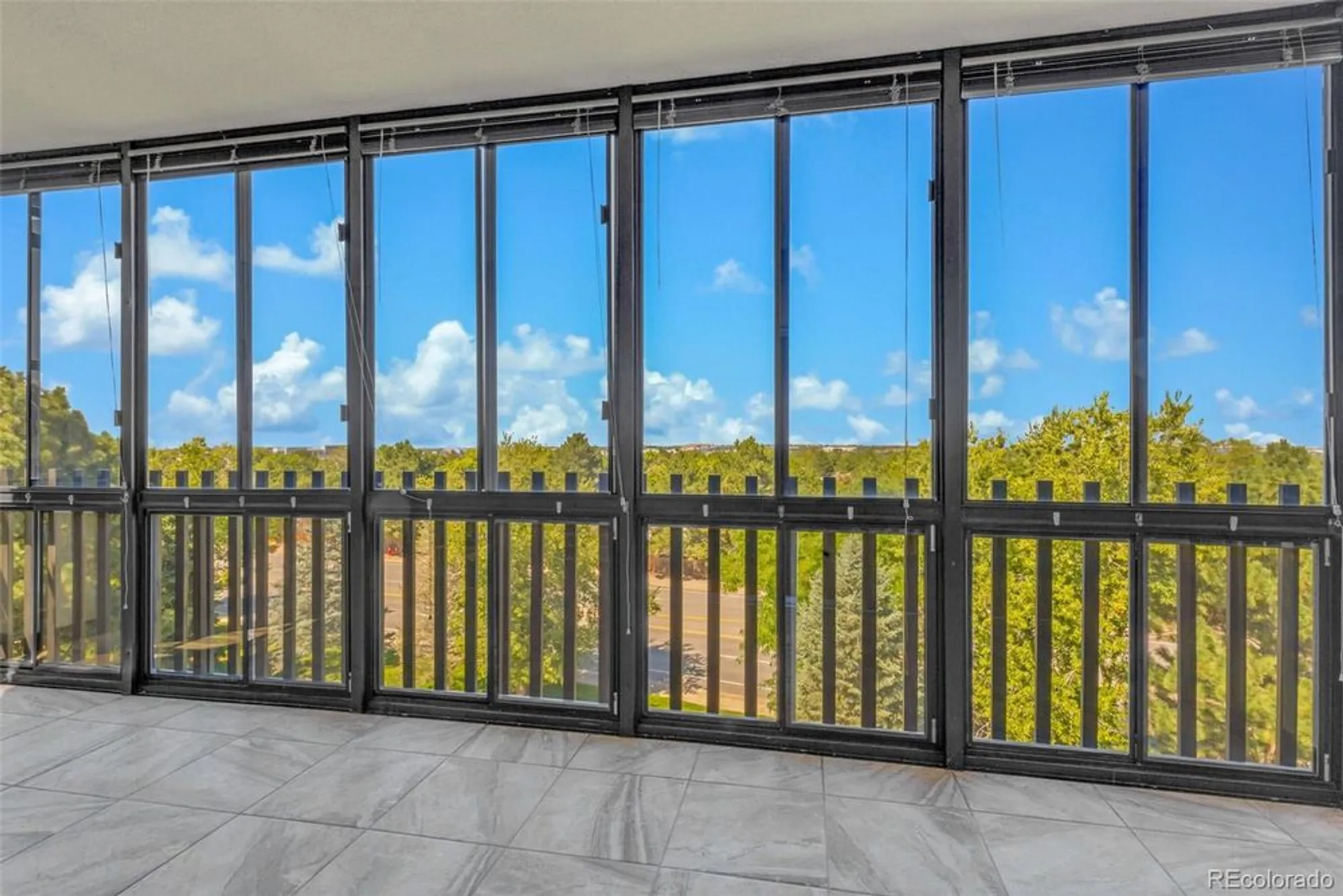 Property Slideshow image 22 of 50 | 14390 e marina dr apt 606, Aurora, CO, 80014