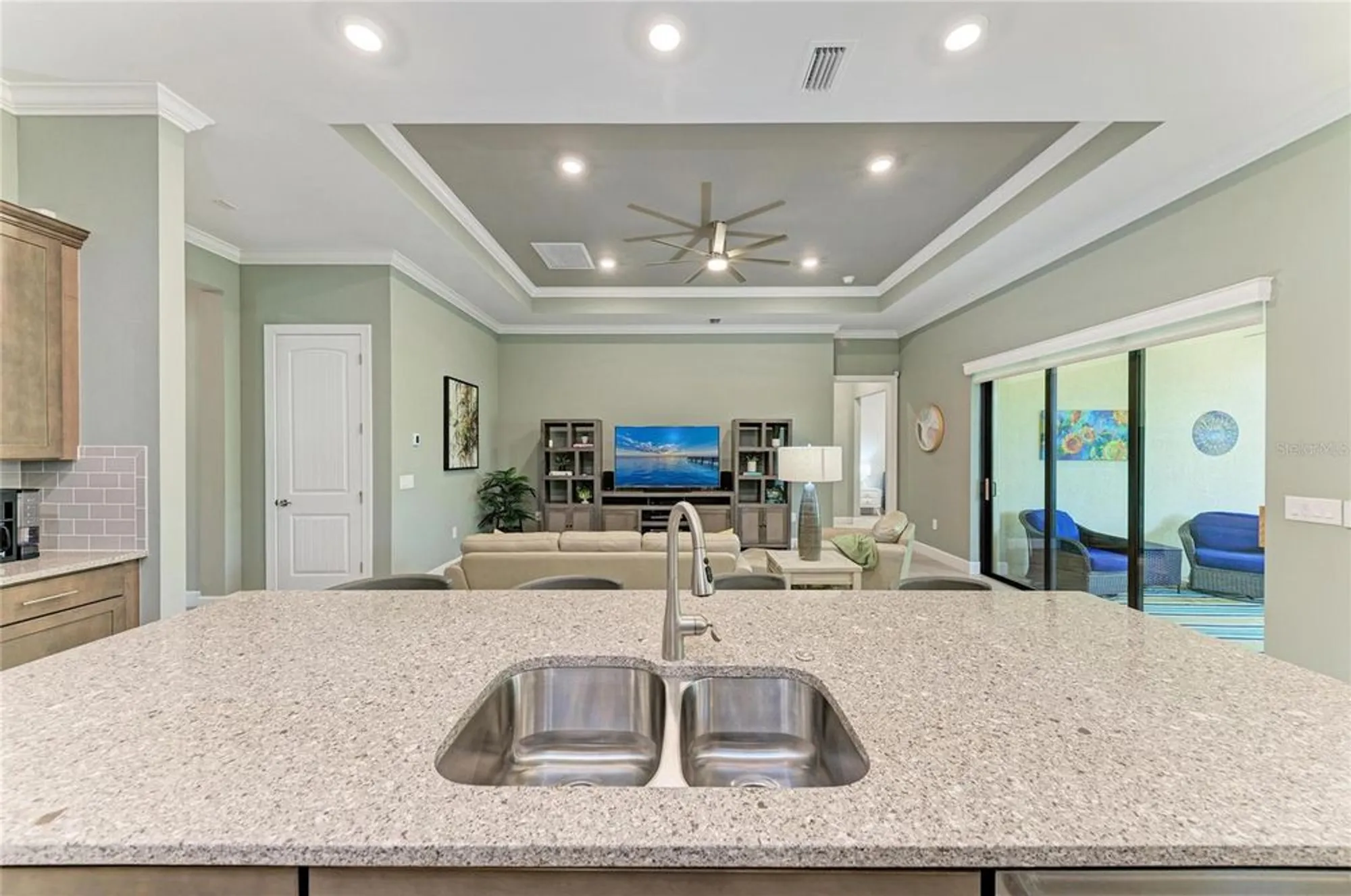 Property Slideshow image 28 of 85 | 17631 colebrook cir, Lakewood Ranch, FL, 34202