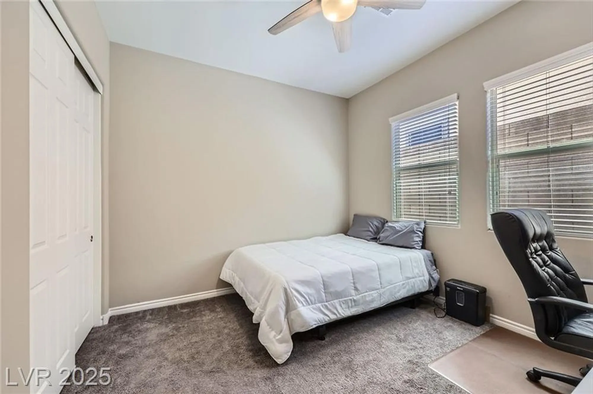 Property Slideshow image 17 of 45 | 800 rosewater dr, Henderson, NV, 89011