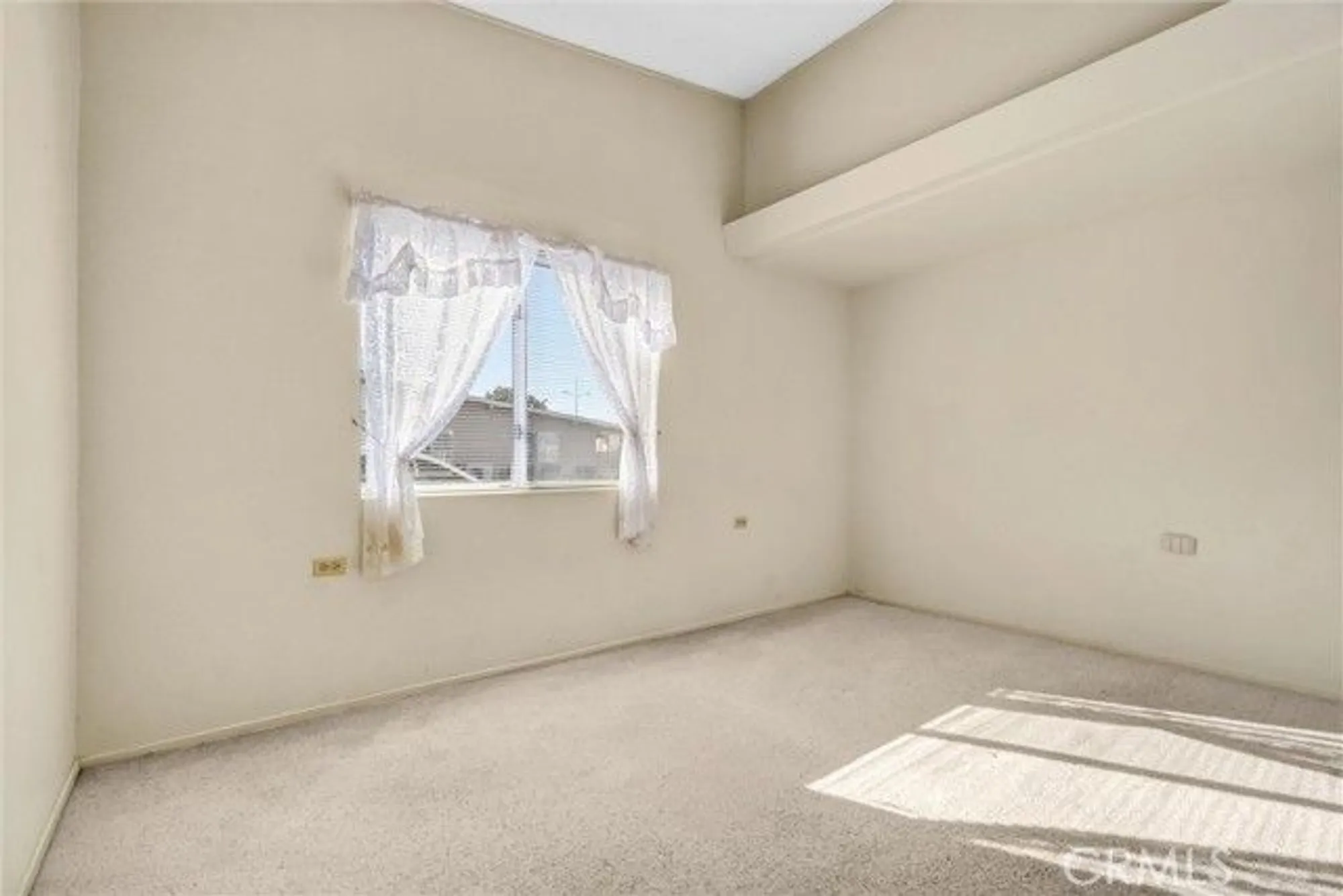 Property Slideshow image 17 of 28 | 13500 saint andrews dr apt 7f, Seal Beach, CA, 90740
