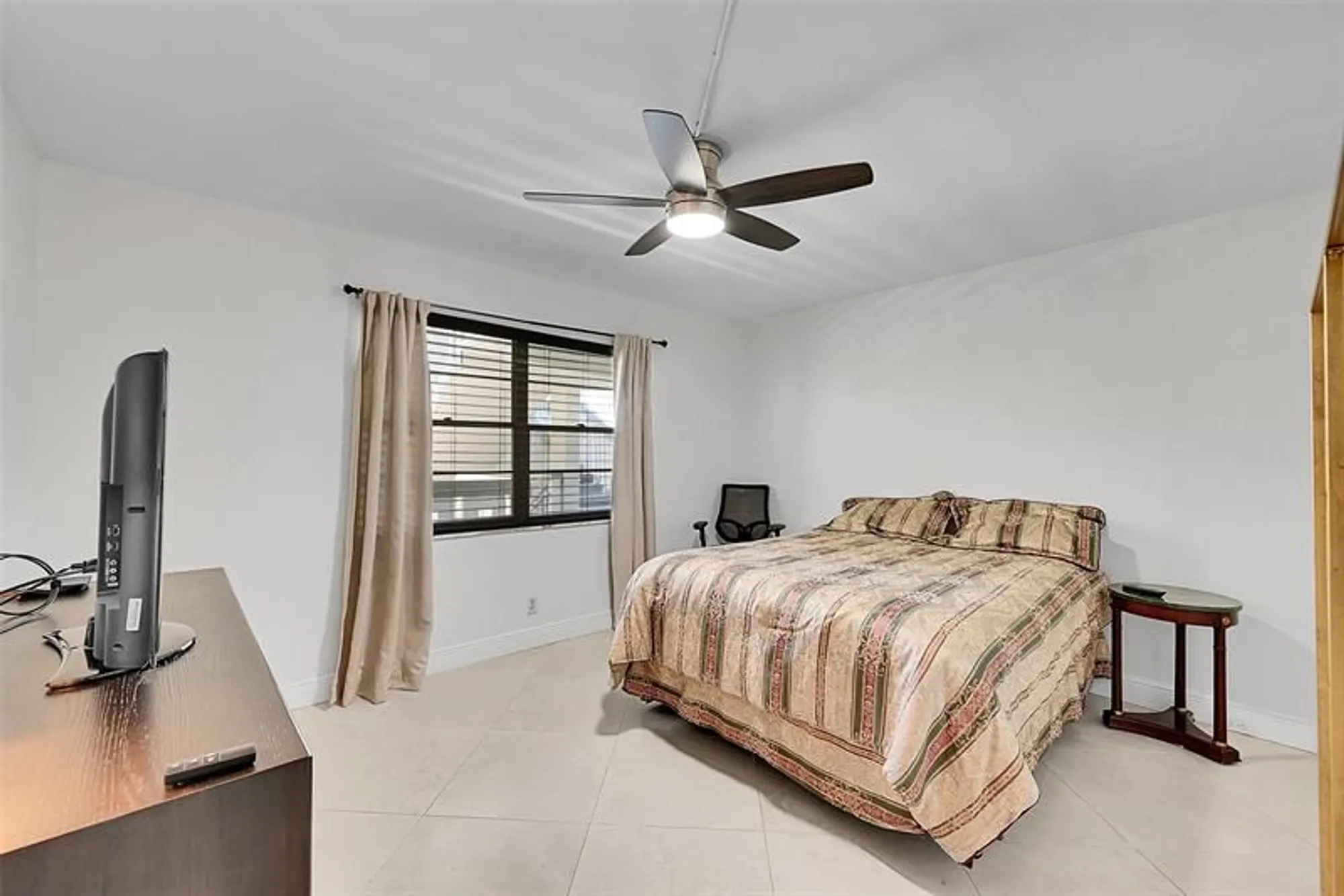 Property Slideshow image 19 of 43 | 2804 victoria way c3, Coconut Creek, FL, 33066