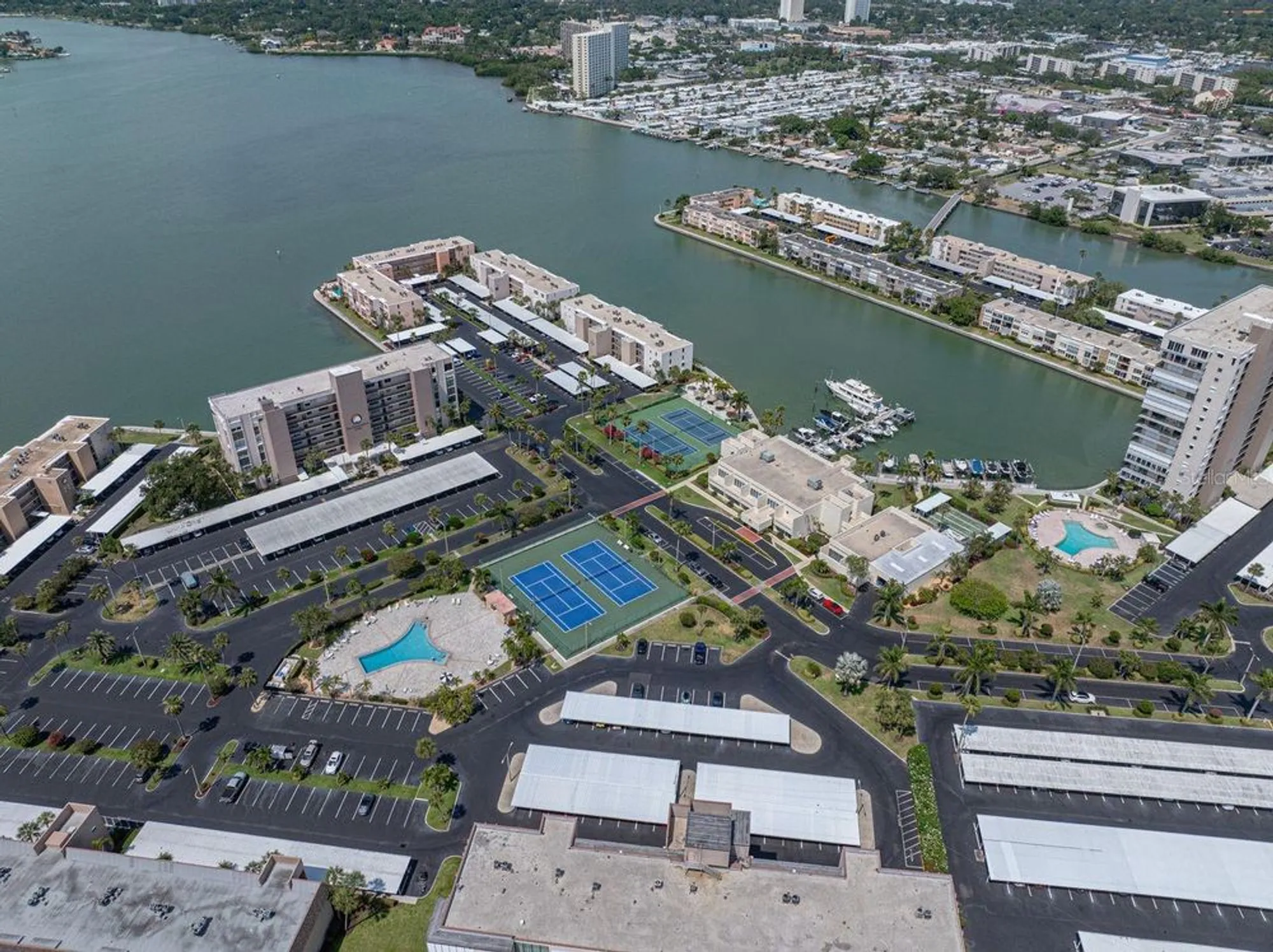 Property Slideshow image 63 of 80 | 7600 sun island dr 703, South Pasadena, FL, 33707