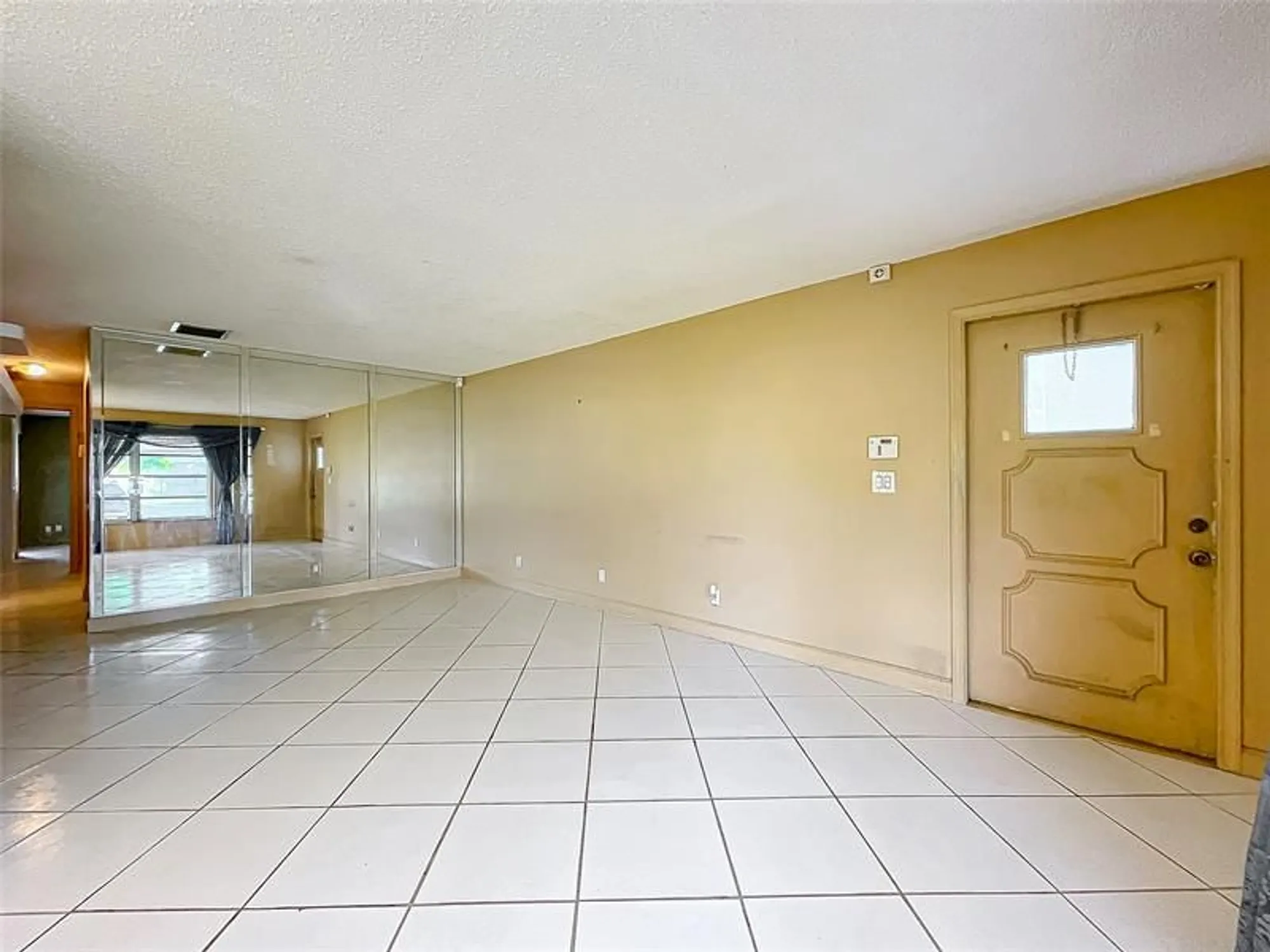 Property Slideshow image 10 of 83 | 1035 nw 88th ave c89, Plantation, FL, 33322