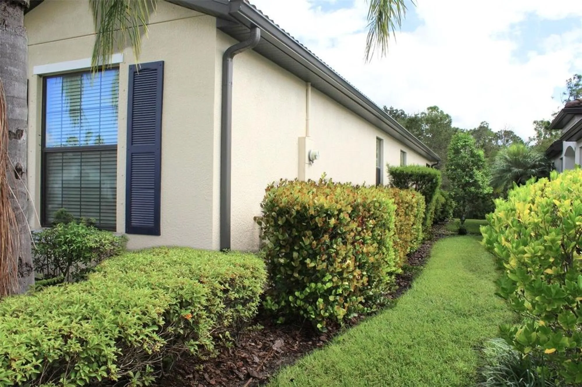 Property Slideshow image 6 of 85 | 2476 daisy dr, North Port, FL, 34289