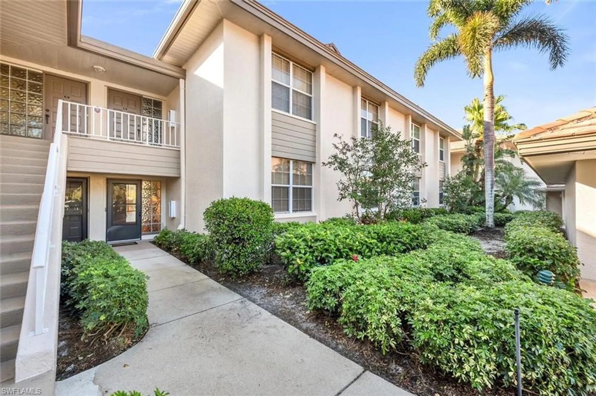 Property Slideshow image 5 of 22 | 26881 wedgewood dr 102, Bonita Springs, FL, 34134