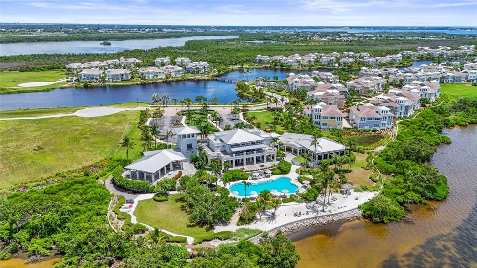 Property Slideshow image 13 of 76 | 303 compass point dr 101, Bradenton, FL, 34209