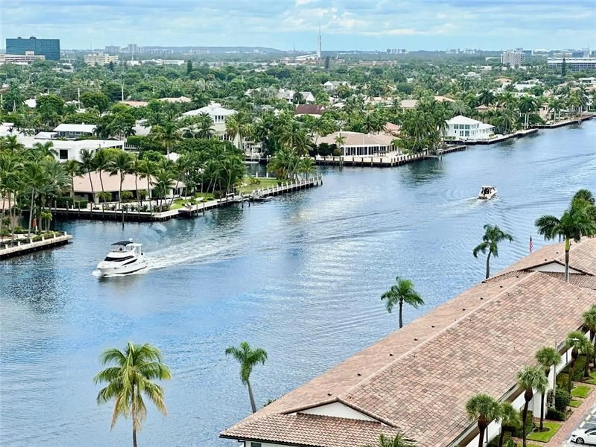 Property Slideshow image 32 of 45 | 3200 ne 36th st apt 1412a, Fort Lauderdale, FL, 33308