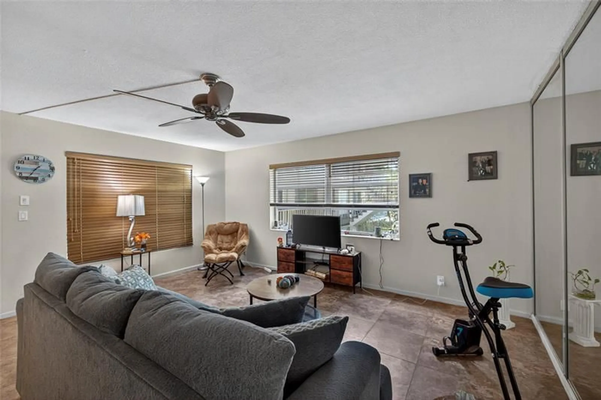 Property Slideshow image 12 of 41 | 2901 nw 47th ter apt 245a, Lauderdale Lakes, FL, 33313