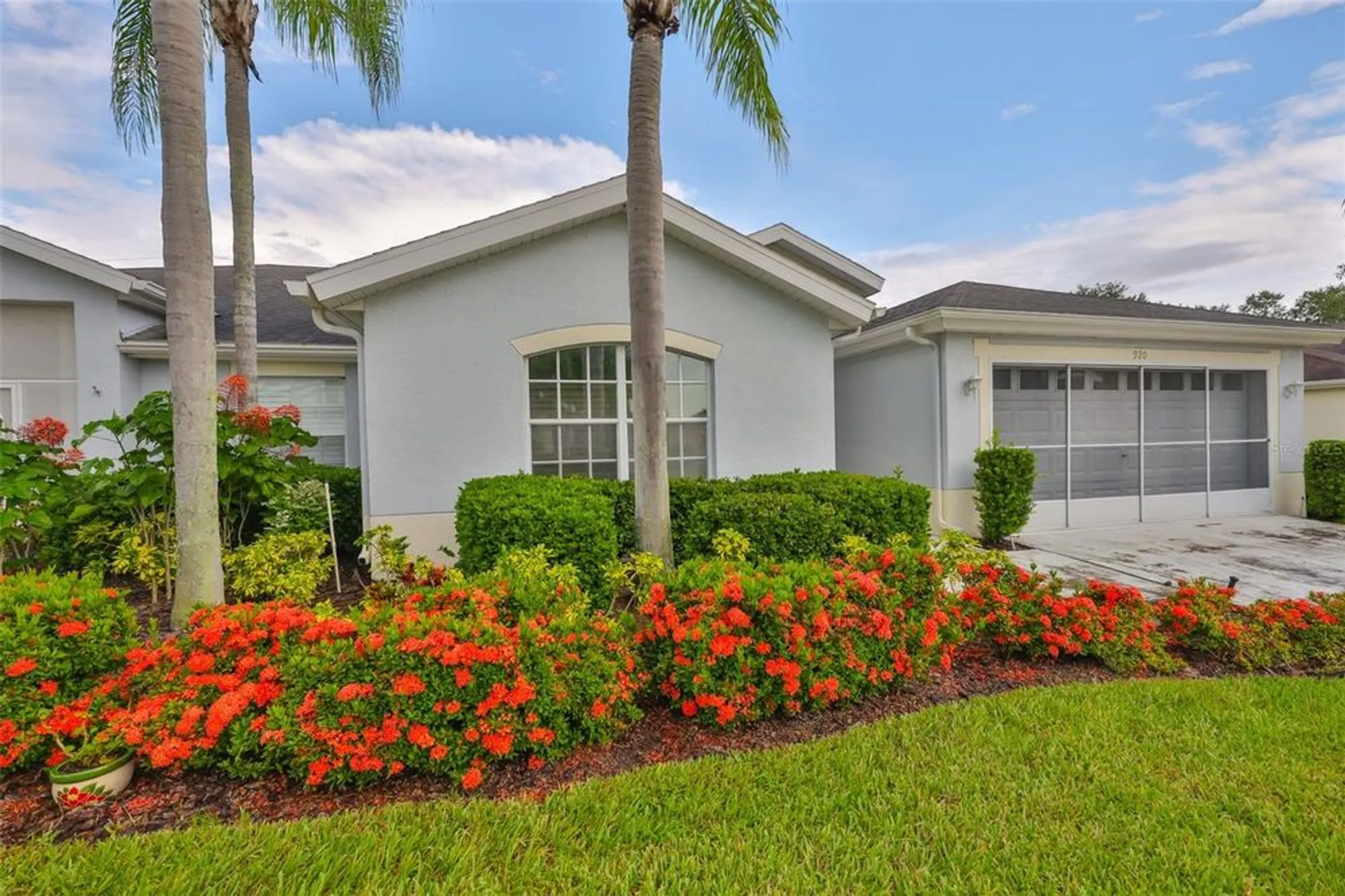 Property Slideshow image 4 of 59 | 920 villeroy greens dr, Sun City Center, FL, 33573
