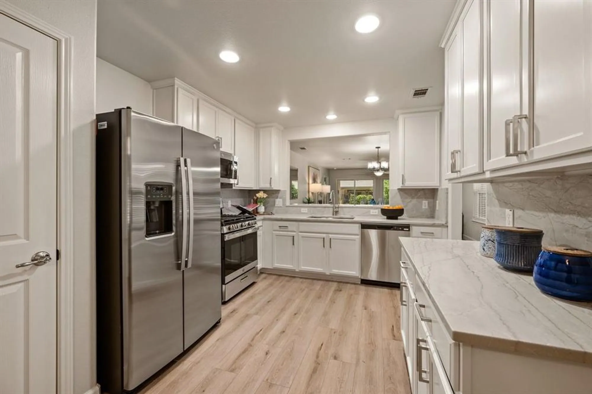 Property Slideshow image 12 of 40 | 7863 whirlwind dr, Frisco, TX, 75036