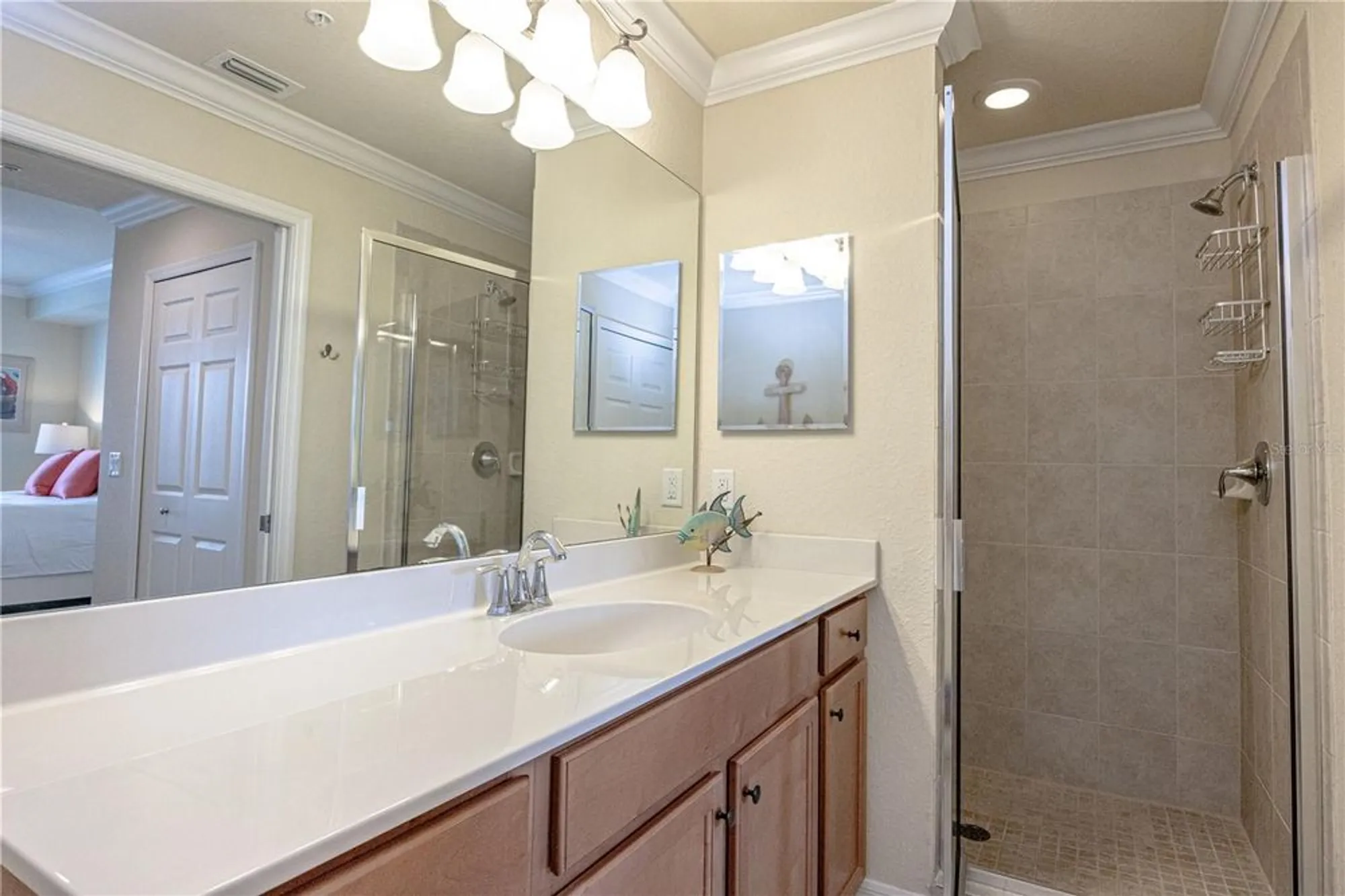 Property Slideshow image 21 of 39 | 7005 river hammock dr 204, Bradenton, FL, 34212