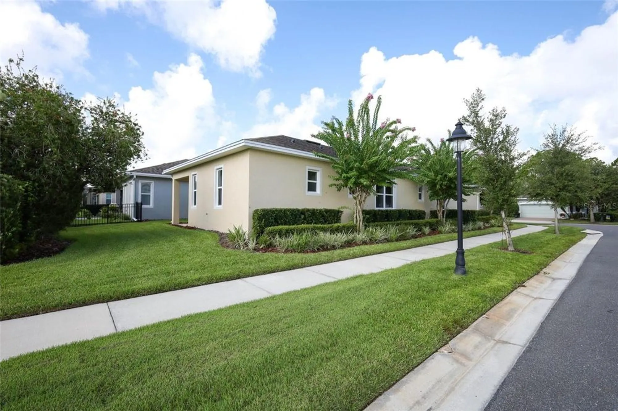 Property Slideshow image 35 of 43 | 1677 victoria gardens dr, Deland, FL, 32724