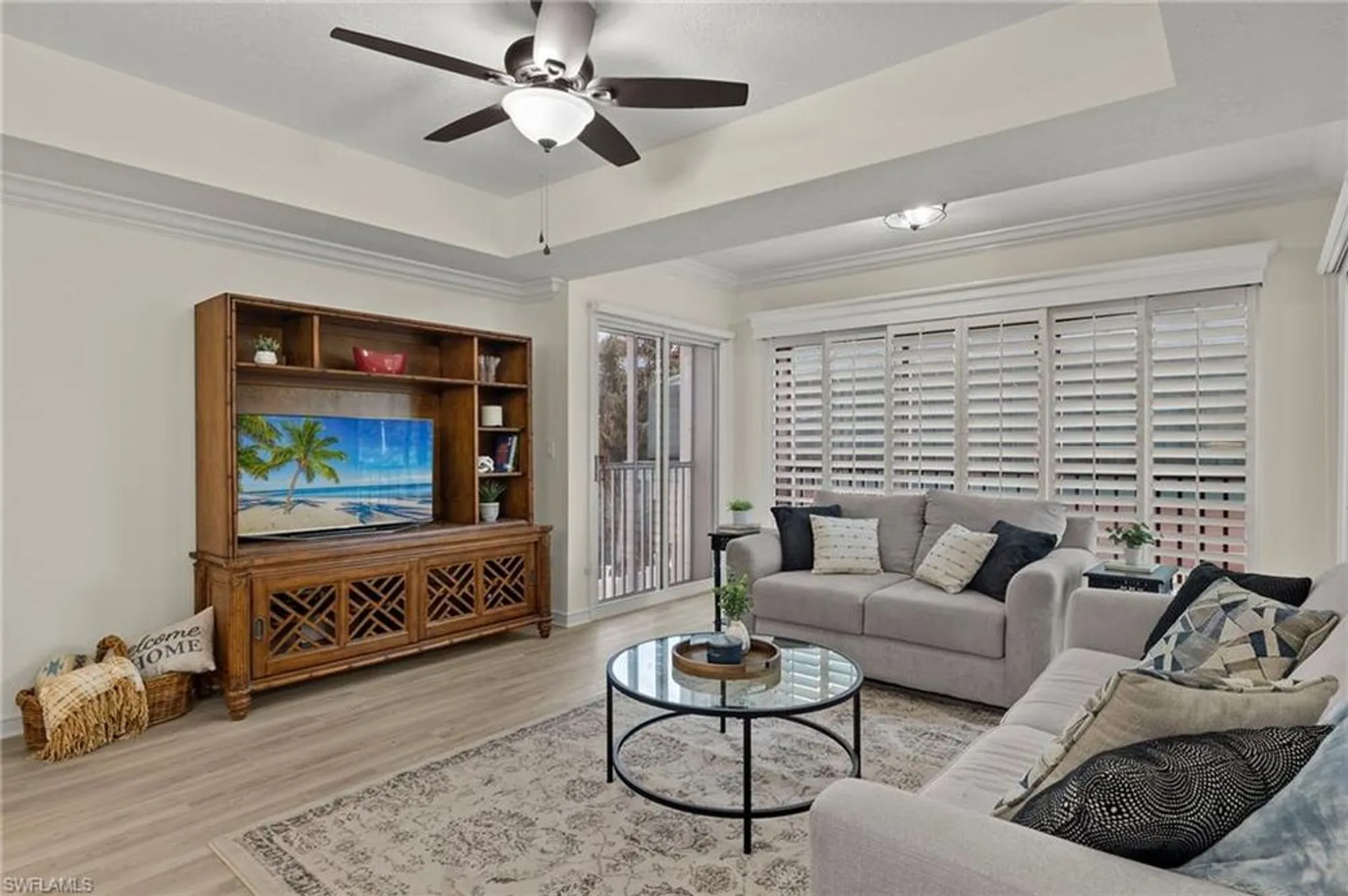 Property Slideshow image 3 of 36 | 100 glenview pl 202, Naples, FL, 34108