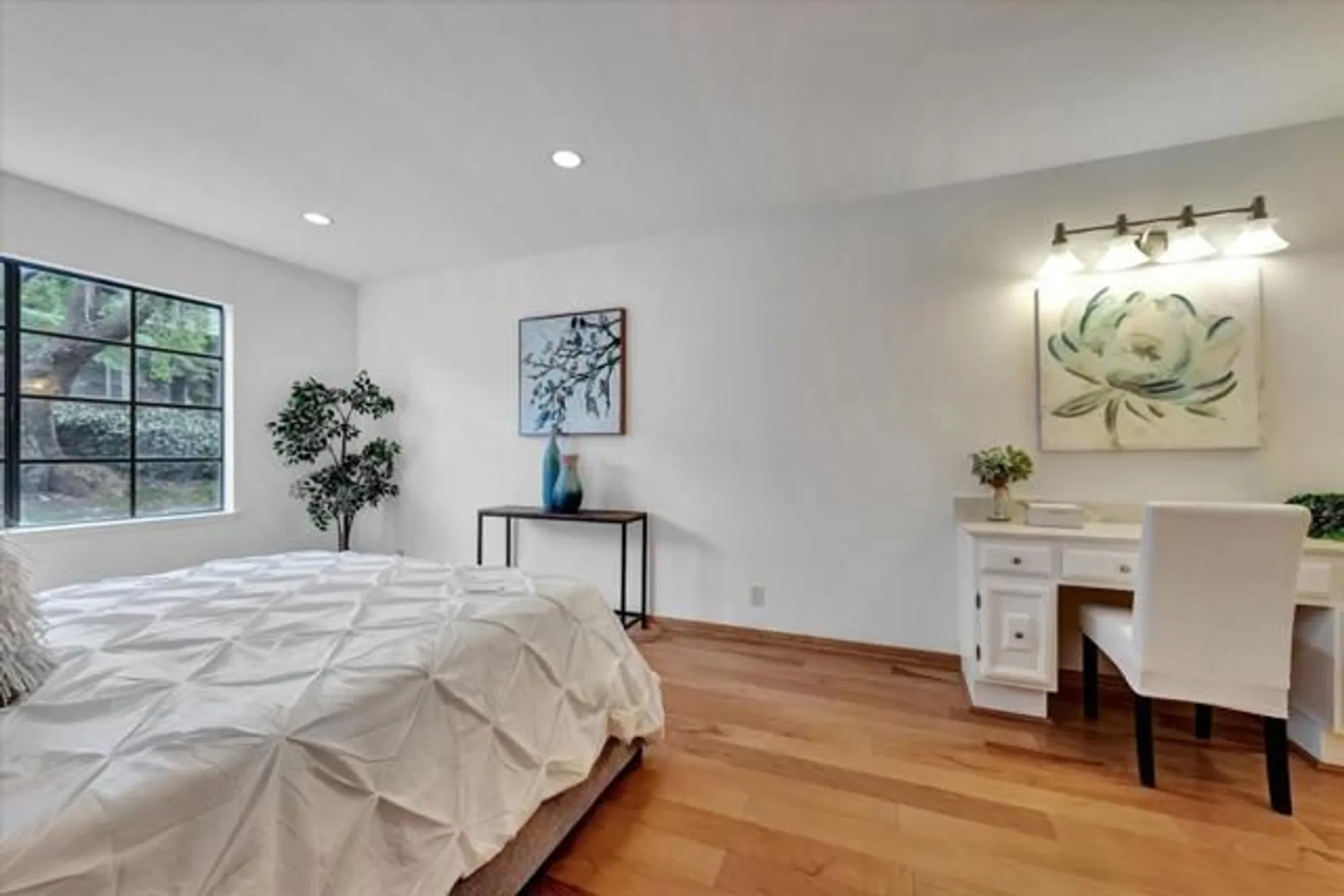 Property Slideshow image 21 of 37 | 5302 cribari hts, San Jose, CA, 95135
