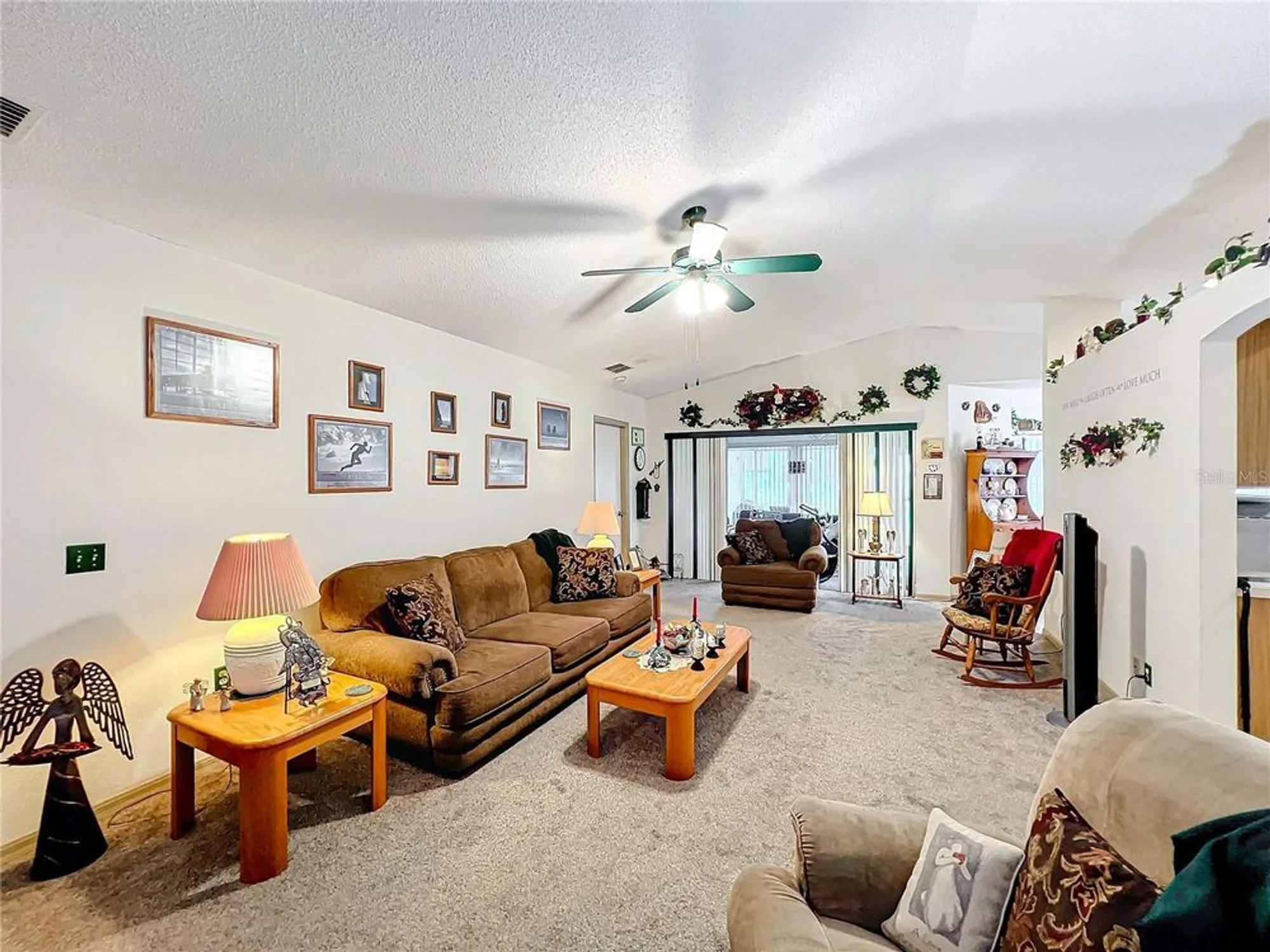 Property Slideshow image 4 of 27 | 2206 silver lakes dr, Lakeland, FL, 33810