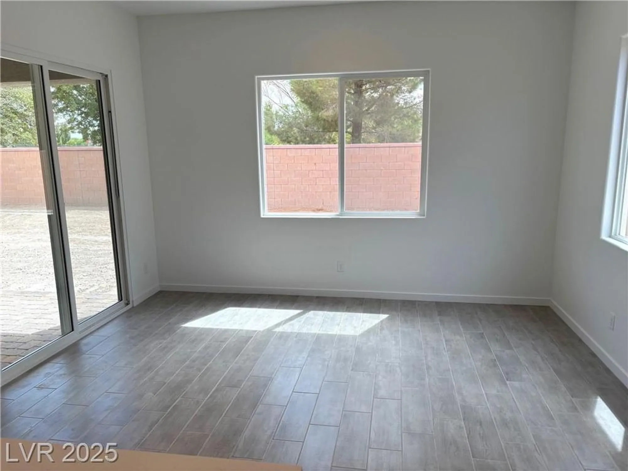 Property Slideshow image 17 of 28 | 5707 victoria falls dr, Pahrump, NV, 89061