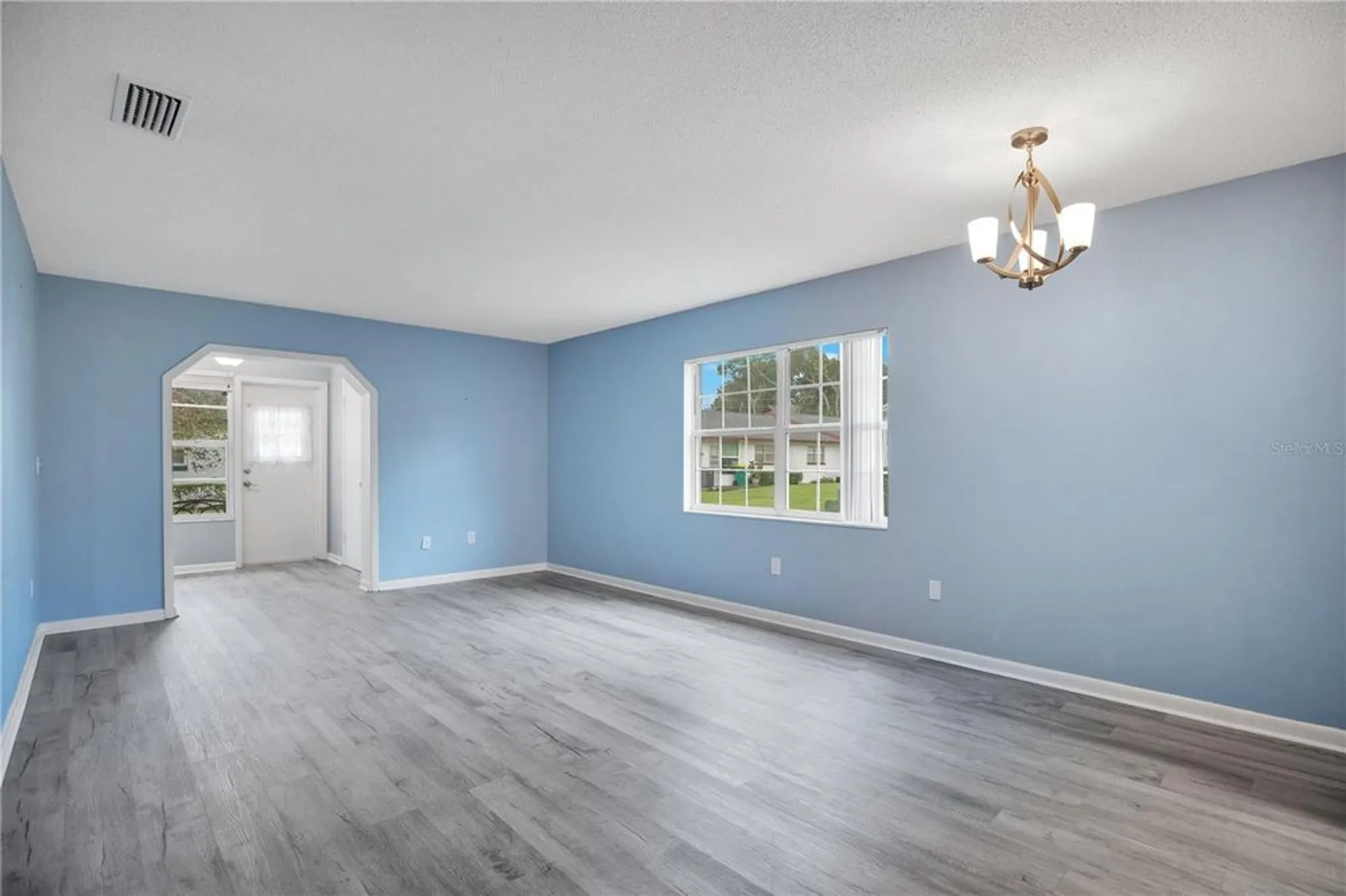 Property Slideshow image 6 of 23 | 239 n hill ave # 110, Deland, FL, 32724