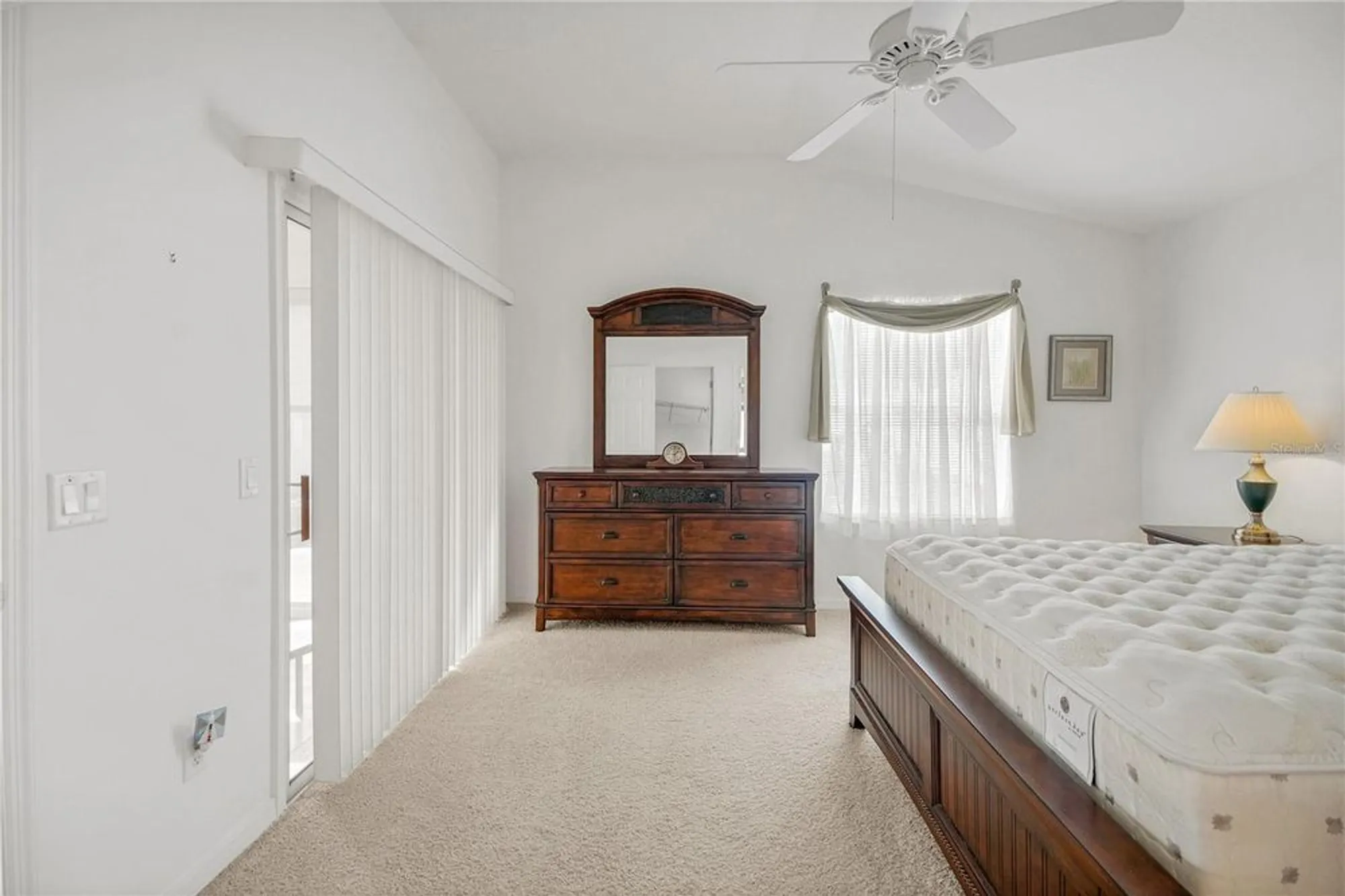 Property Slideshow image 17 of 45 | 438 grovewood pl, The Villages, FL, 32162