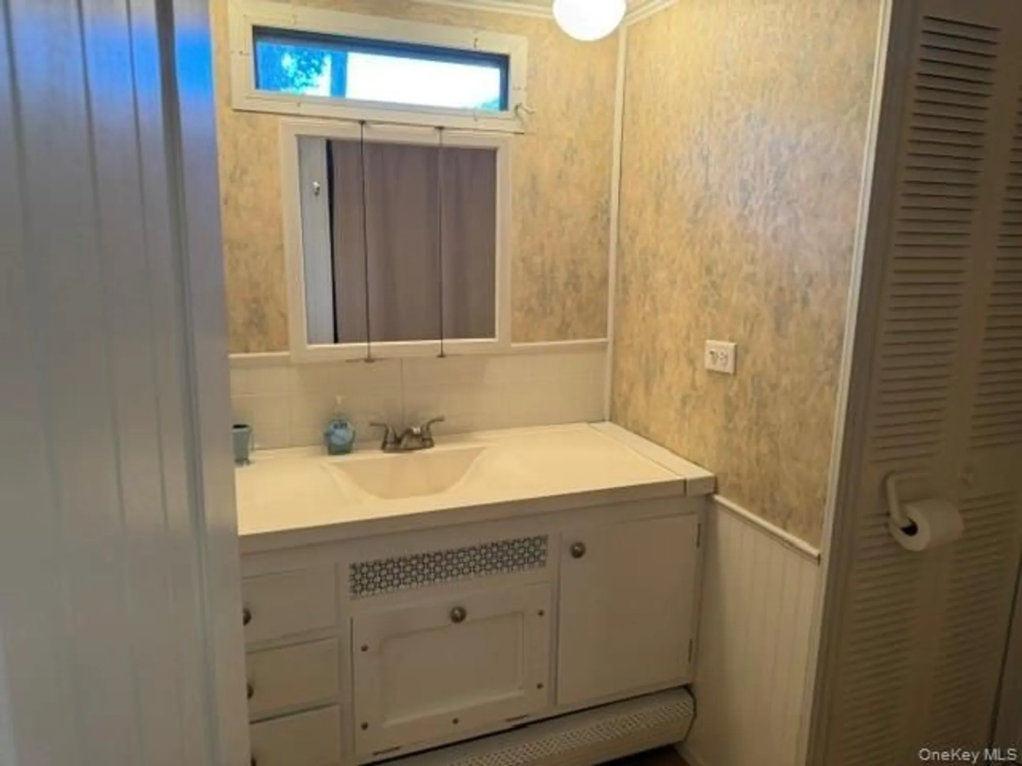 Property Slideshow image 18 of 20 | 1661 old country rd 163, Riverhead, NY, 11901