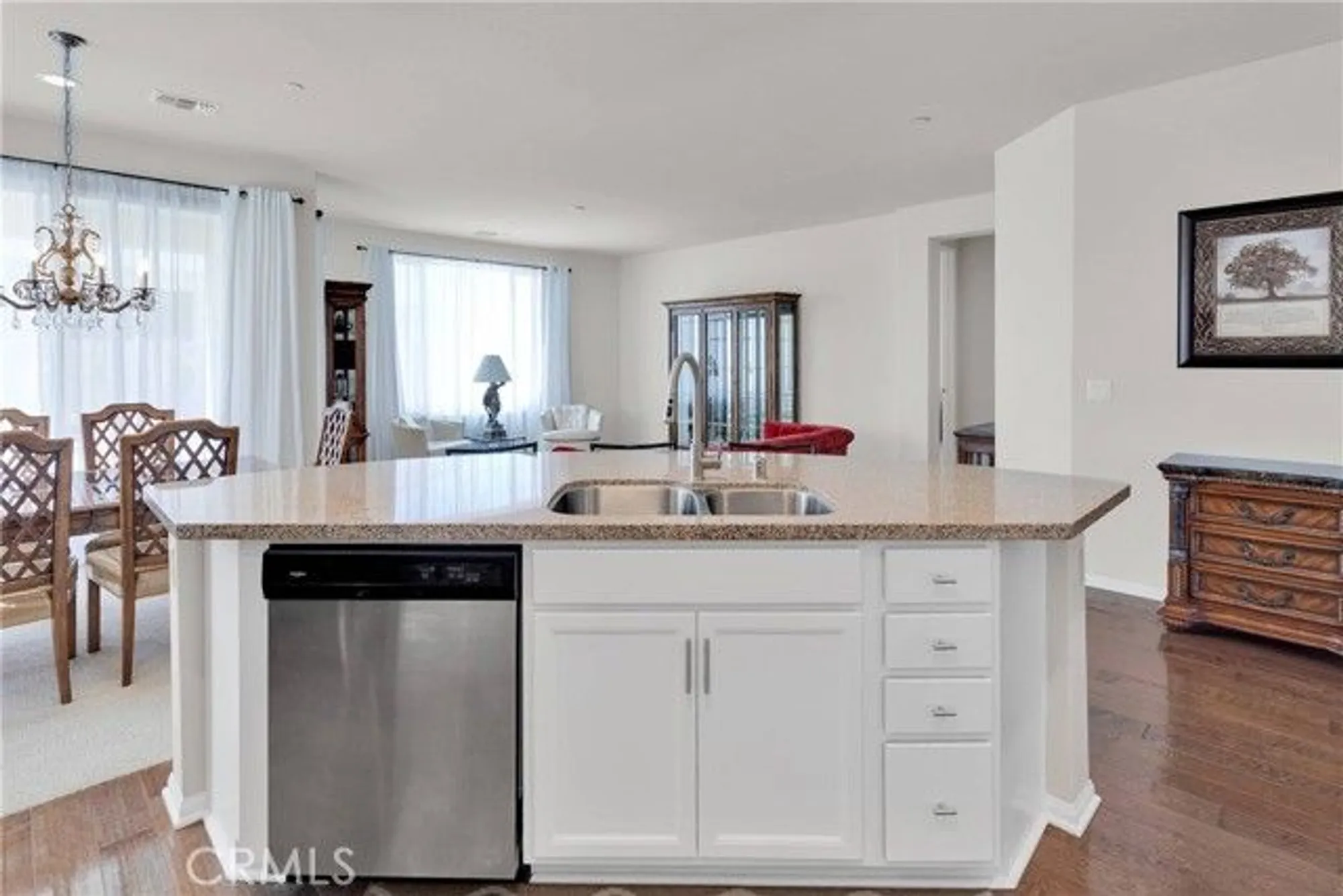 Property Slideshow image 13 of 46 | 18935 lariat st, Apple Valley, CA, 92308