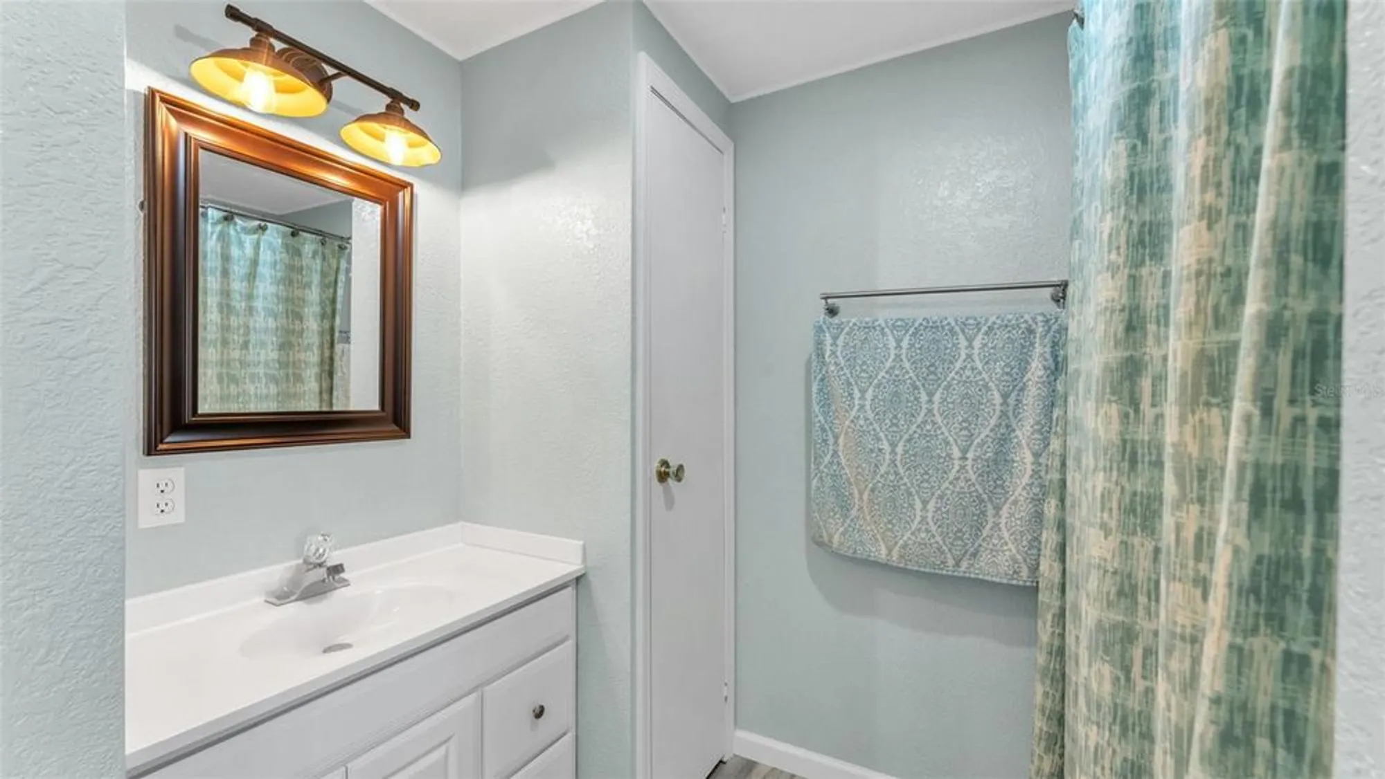 Property Slideshow image 20 of 52 | 1620 foxway dr, Lakeland, FL, 33810