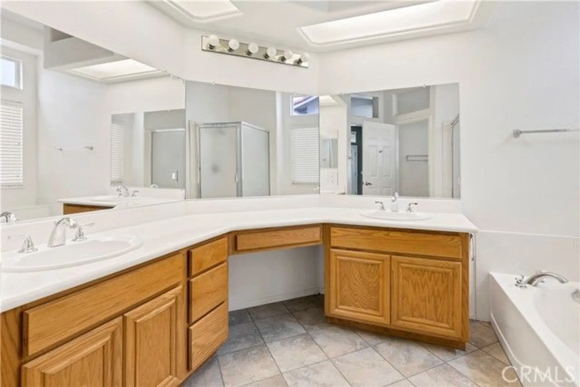 Property Slideshow image 30 of 45 | 1730 almond tree st, Hemet, CA, 92545