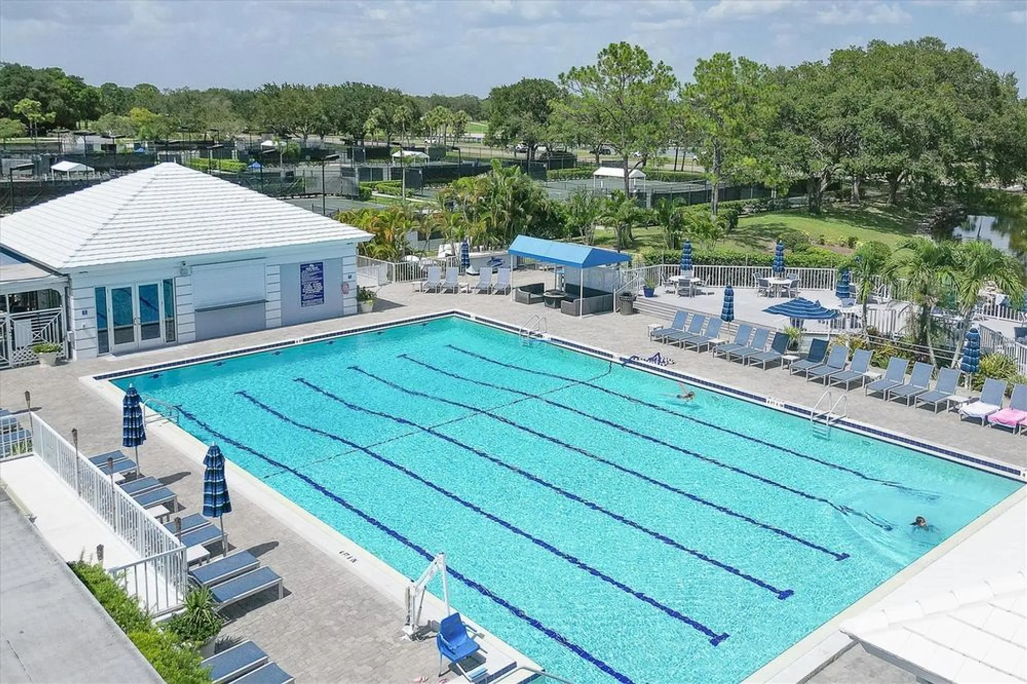 Property Slideshow image 47 of 49 | 404 cerromar cir 308, Venice, FL, 34293