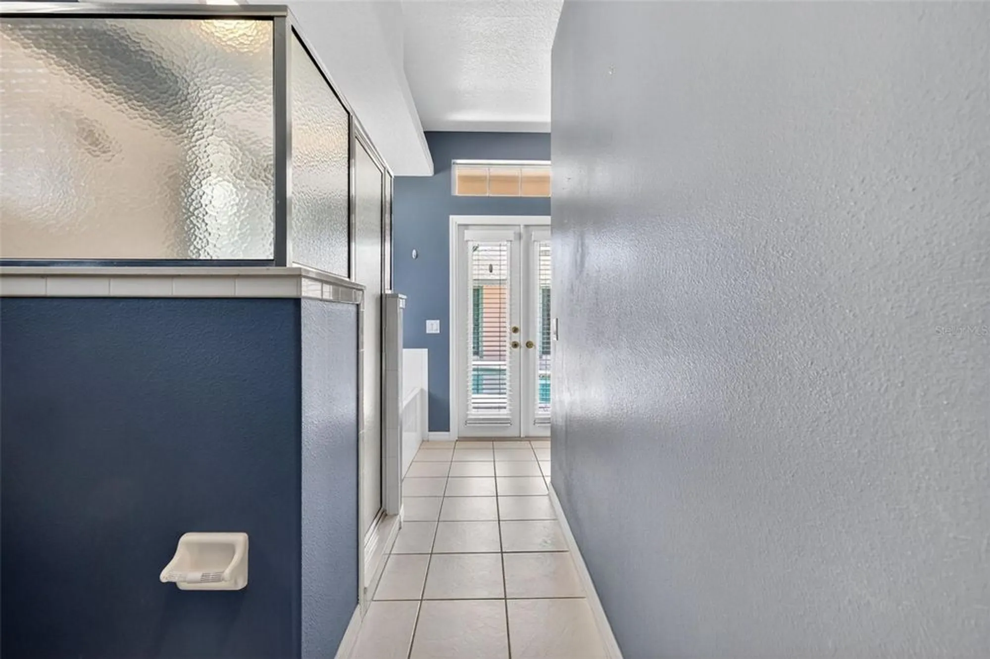 Property Slideshow image 24 of 66 | 21607 regency park ln, Leesburg, FL, 34748