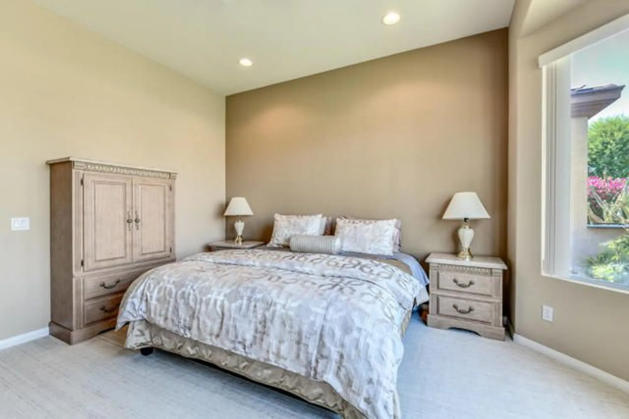 Property Slideshow image 20 of 29 | 80538 knightswood rd, Indio, CA, 92201