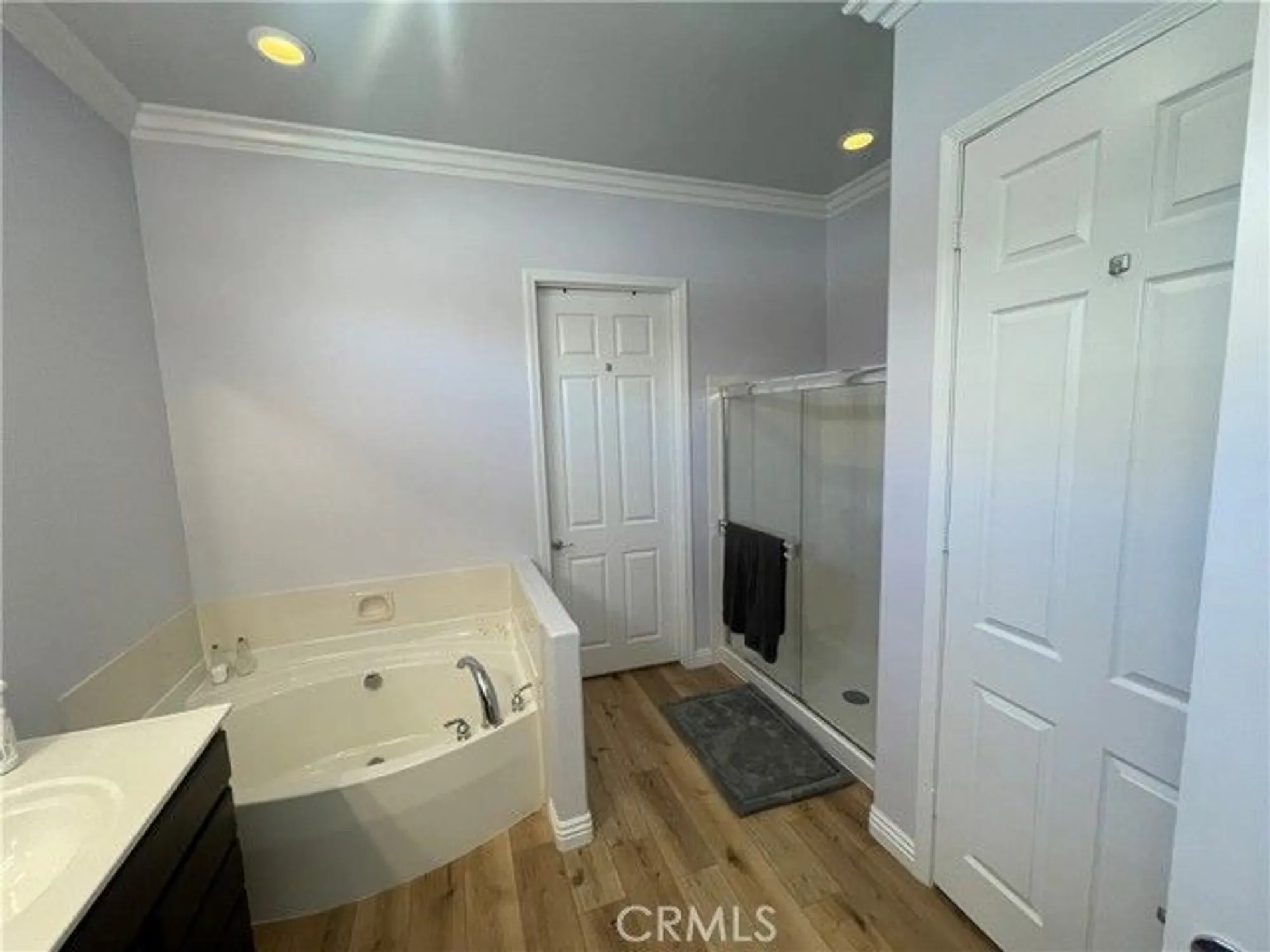 Property Slideshow image 25 of 56 | 19365 galloping hill rd, Apple Valley, CA, 92308