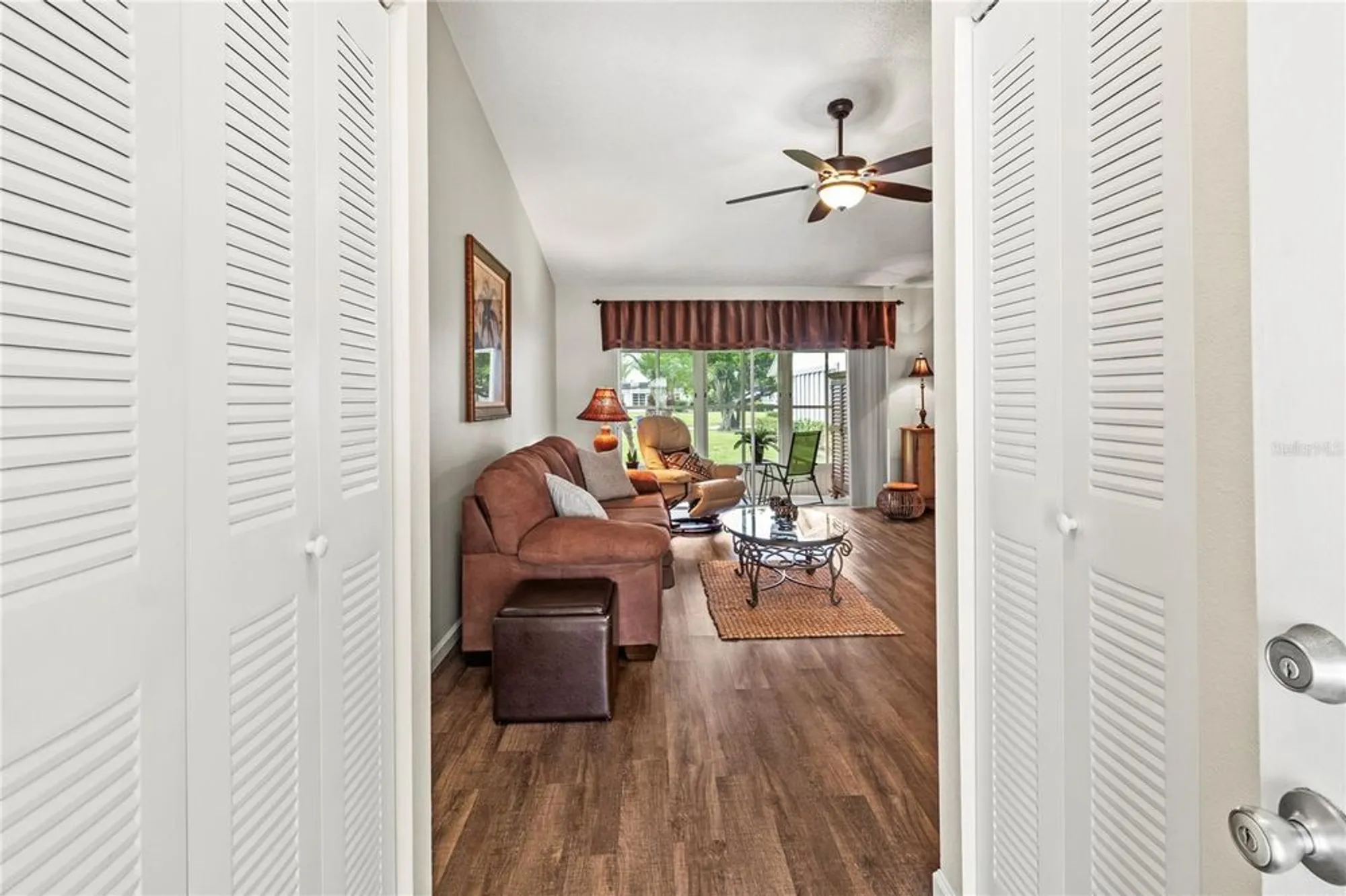 Property Slideshow image 18 of 57 | 3619 36th avenue dr, Bradenton, FL, 34205