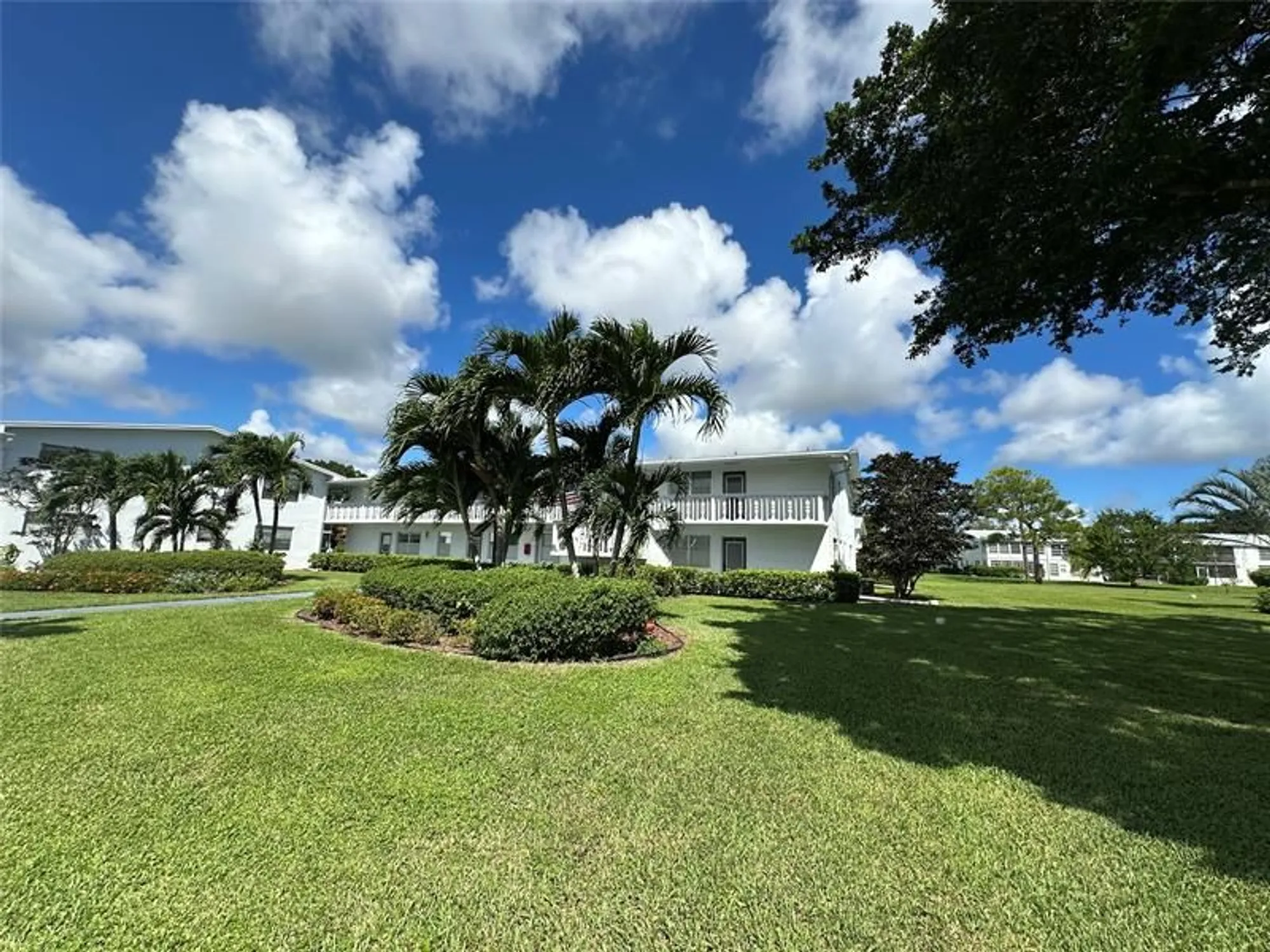 Property Slideshow image 26 of 61 | 289 markham n # 289, Deerfield Beach, FL, 33442