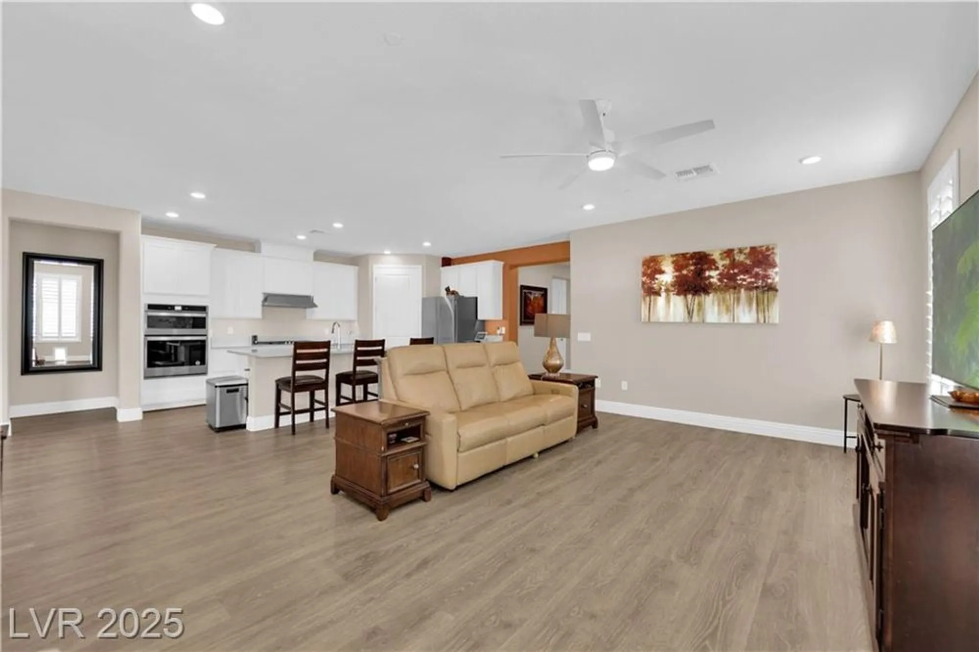 Property Slideshow image 12 of 57 | 11 arid crest ave, Henderson, NV, 89011