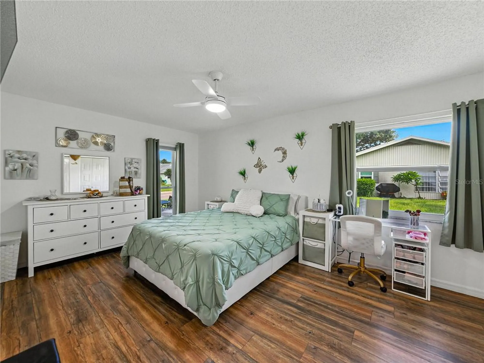 Property Slideshow image 26 of 42 | 322 gloucester blvd # 322, Sun City Center, FL, 33573
