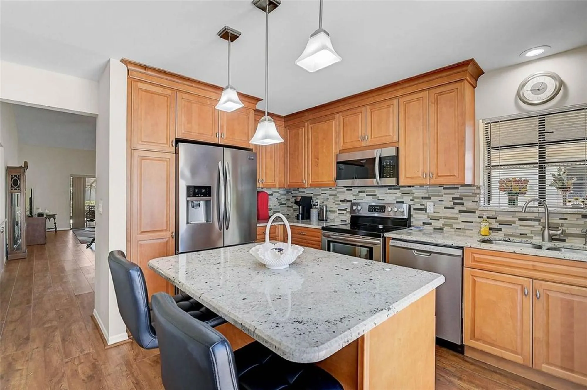 Property Slideshow image 15 of 36 | 7817 pine trace dr # 15, Sarasota, FL, 34243